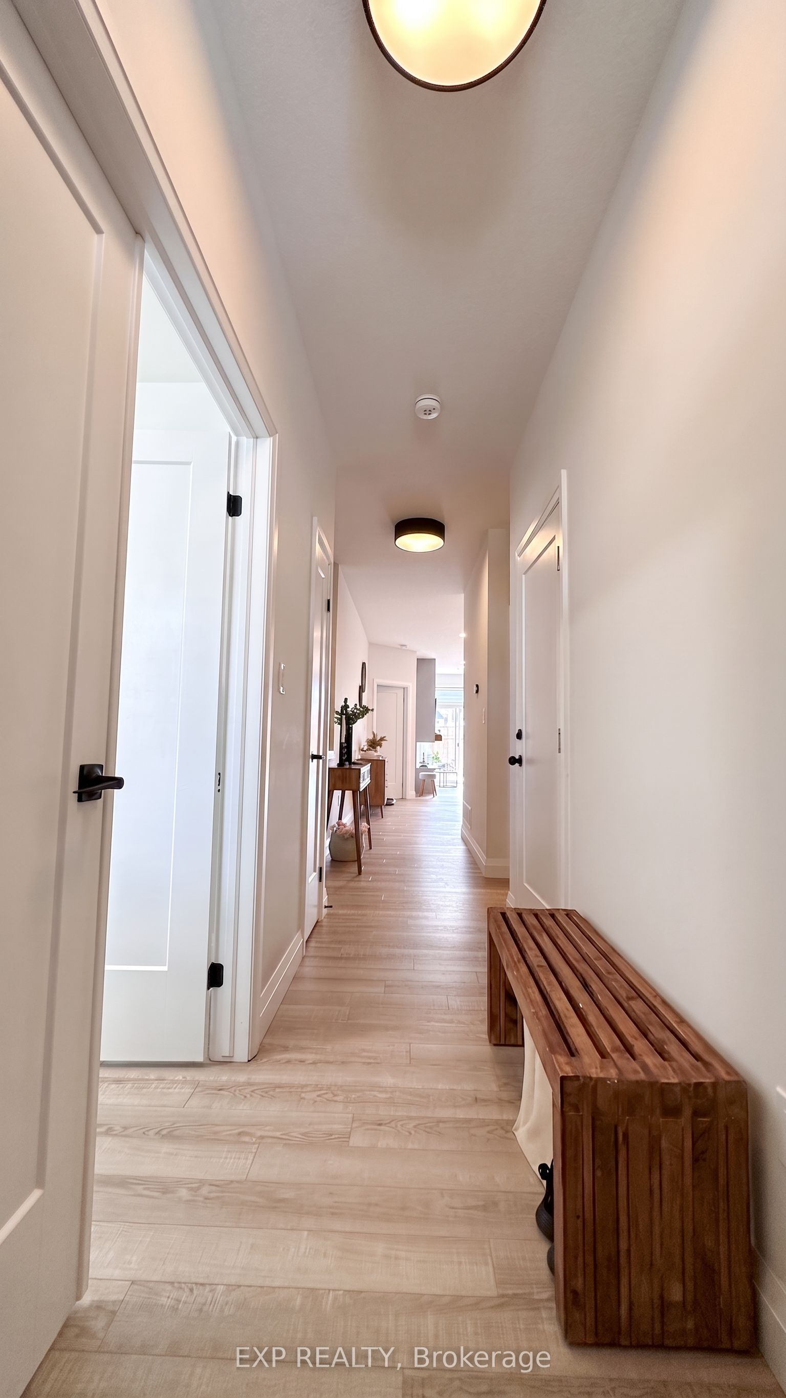 6 Evylean Court Property Photo 3