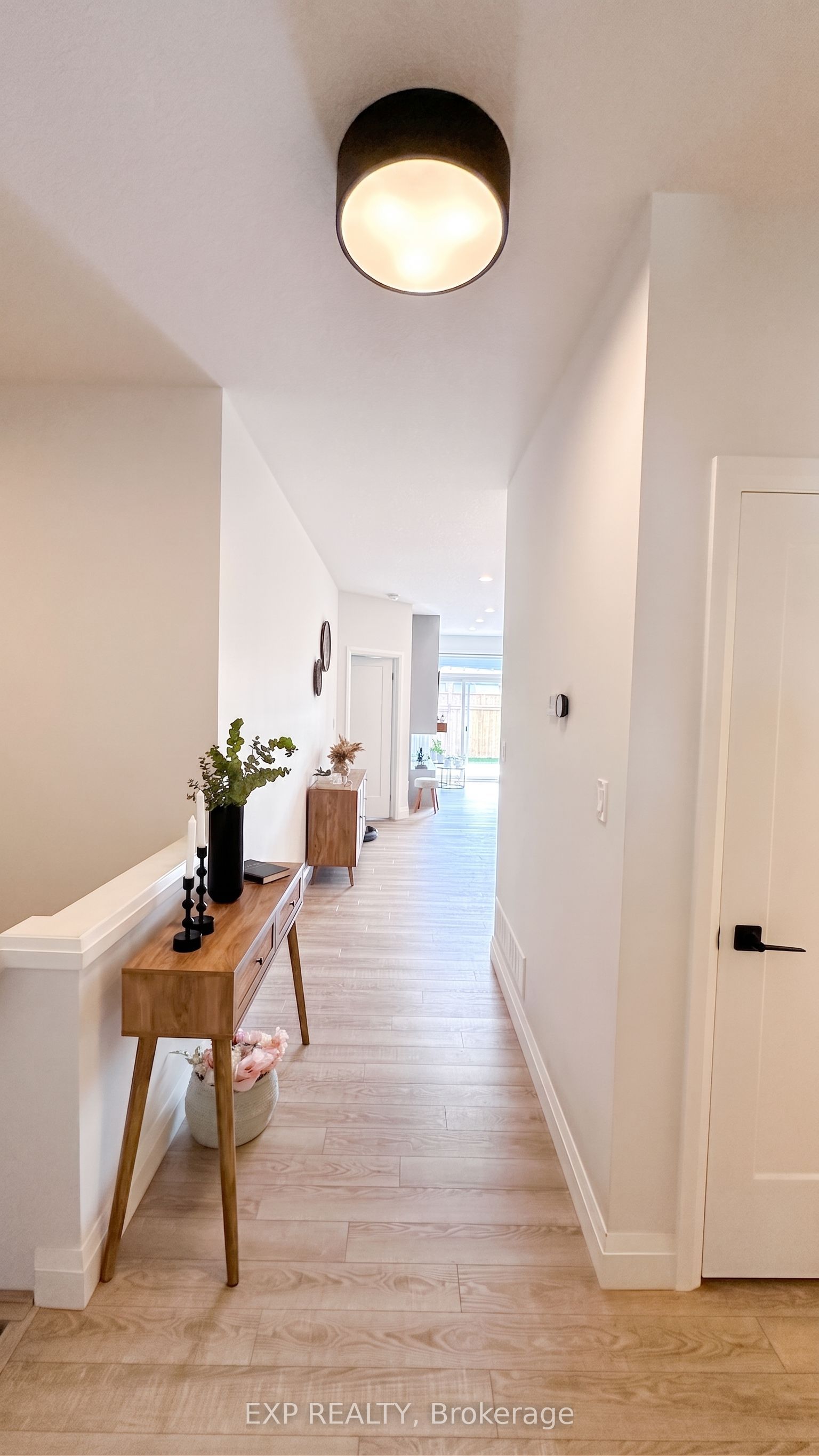 6 Evylean Court Property Photo 8