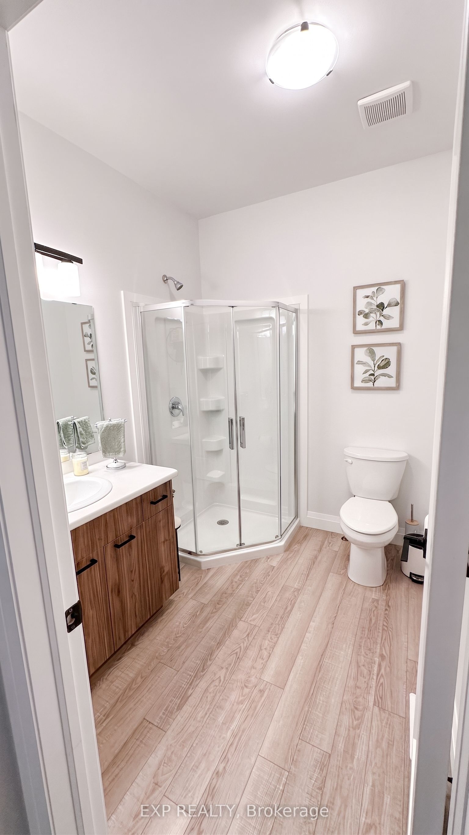 6 Evylean Court Property Photo 10