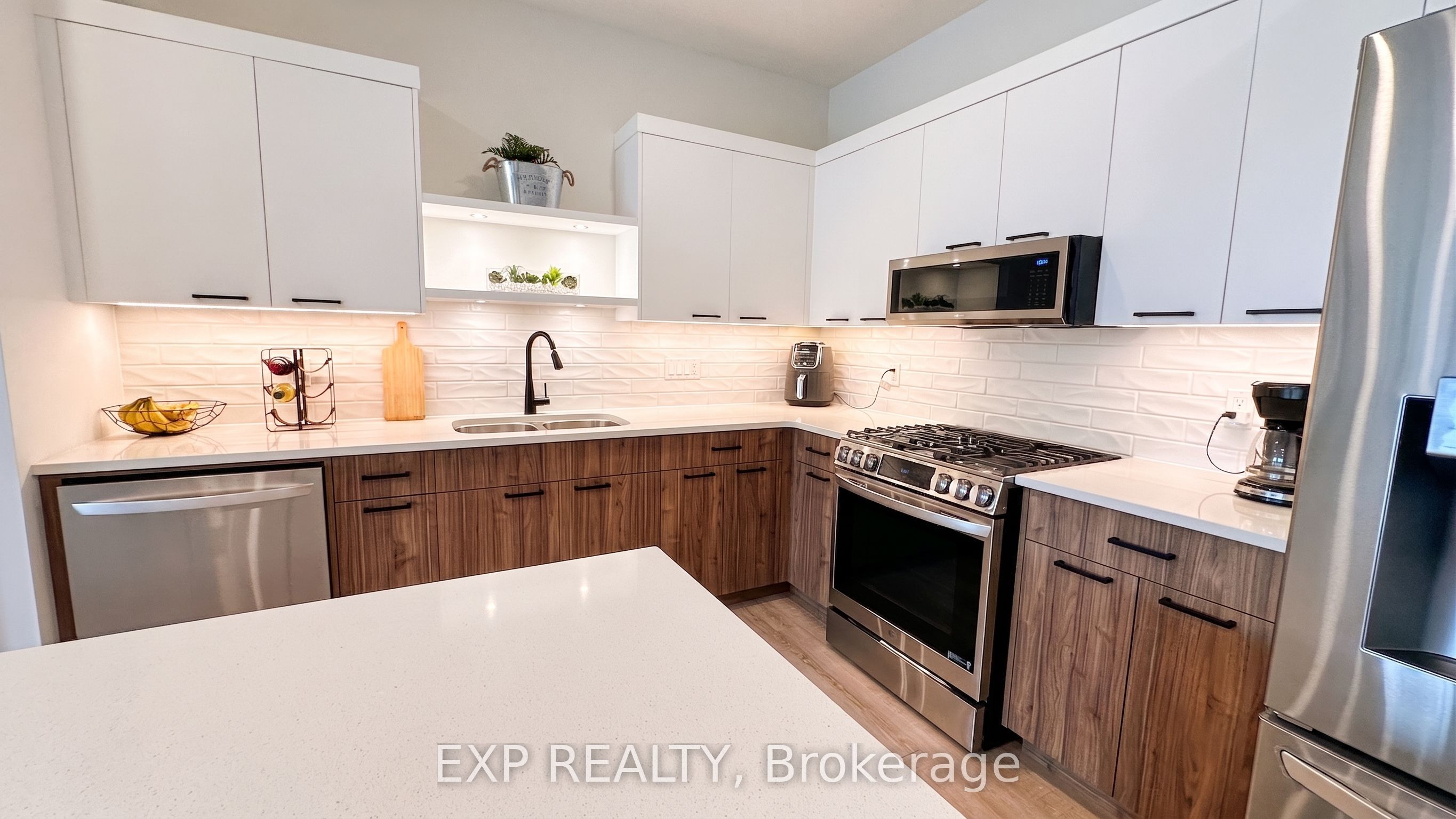 6 Evylean Court Property Photo 14