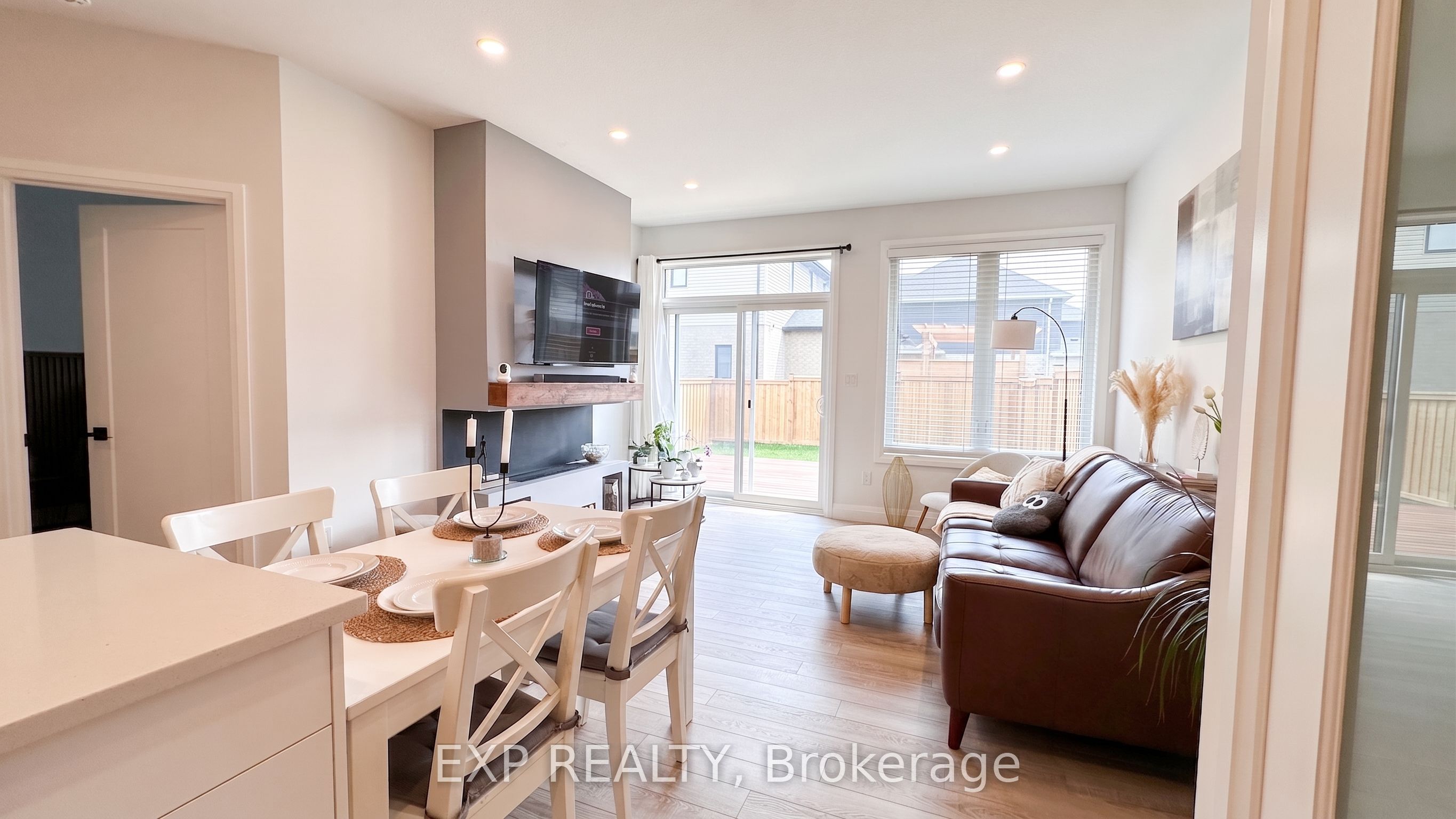 6 Evylean Court Property Photo 16