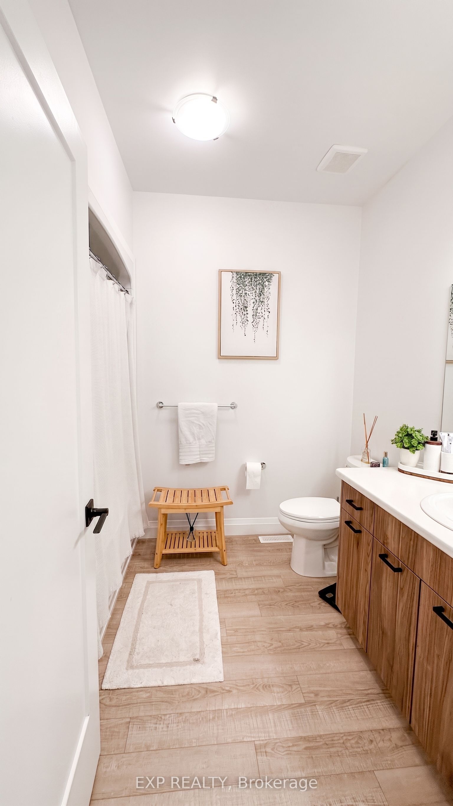 6 Evylean Court Property Photo 23