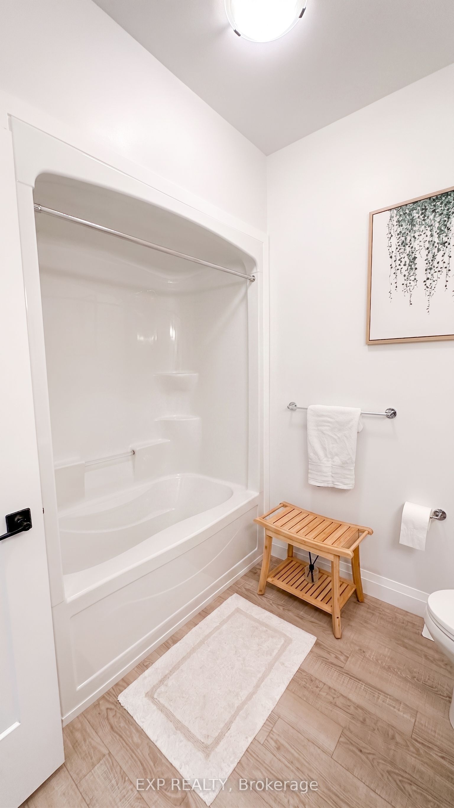 6 Evylean Court Property Photo 25