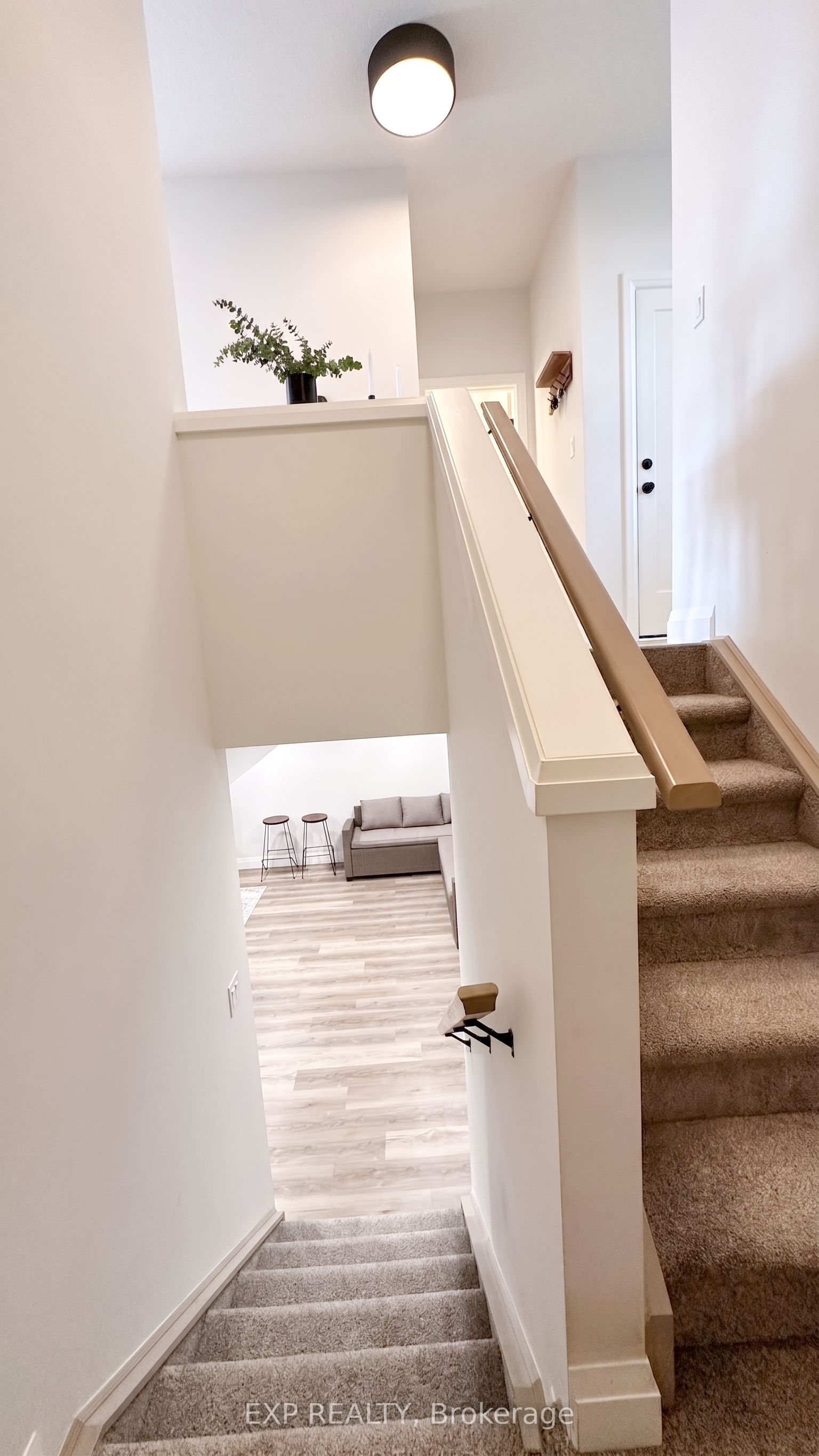 6 Evylean Court Property Photo 27