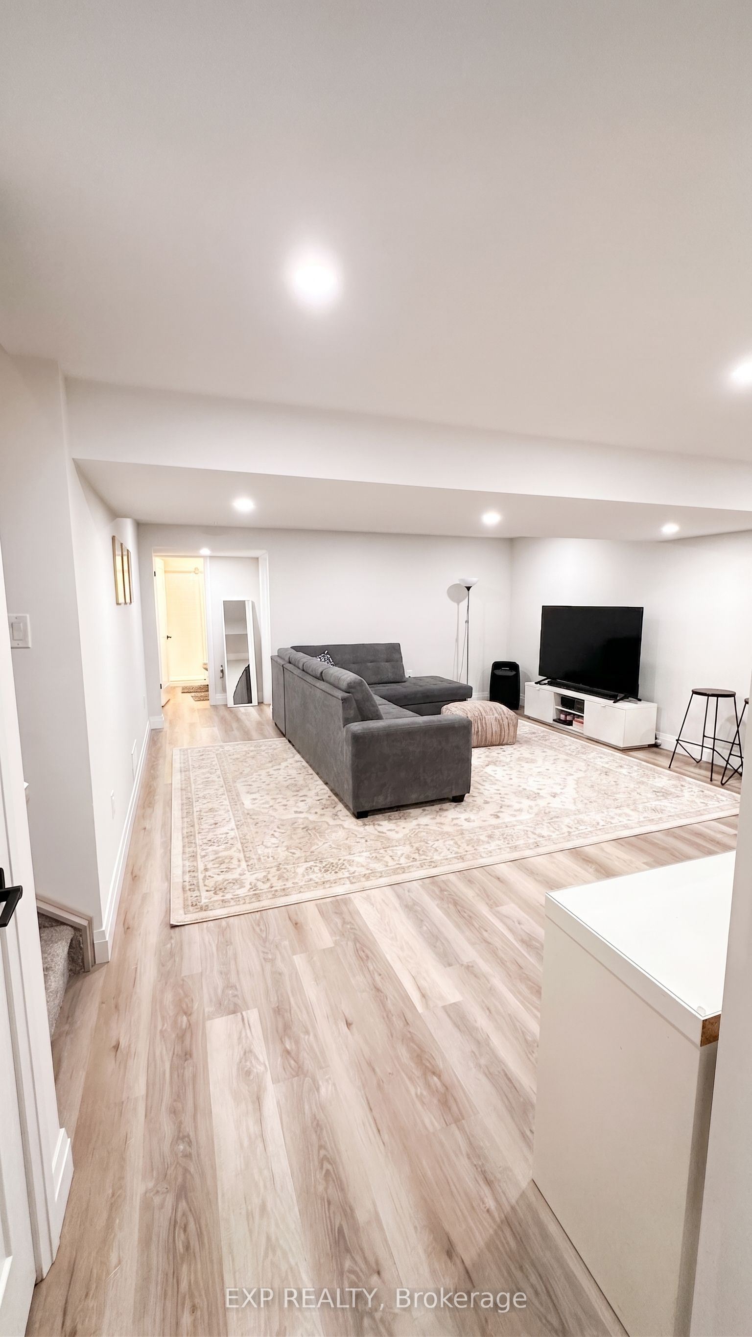 6 Evylean Court Property Photo 28