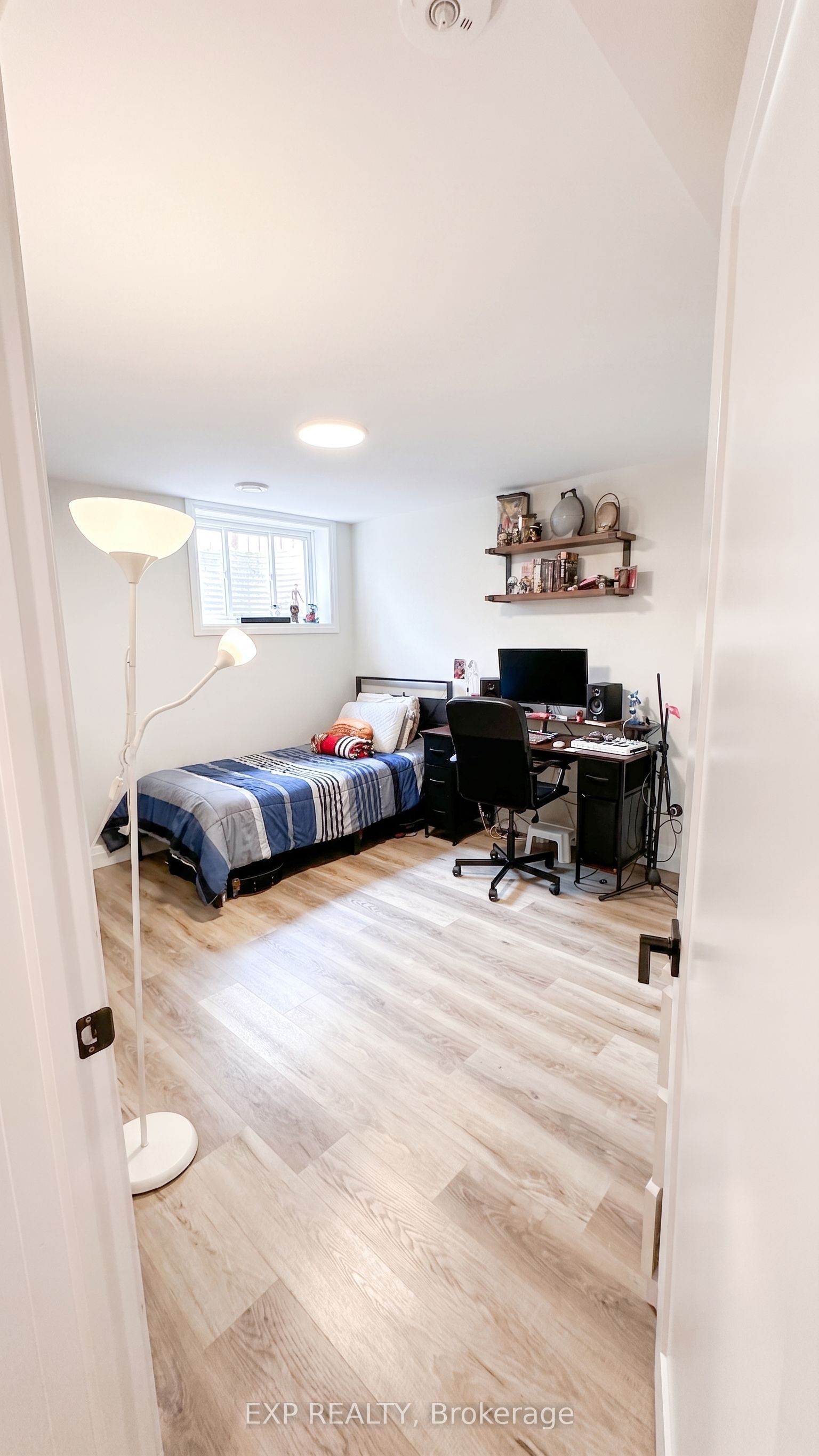 6 Evylean Court Property Photo 32
