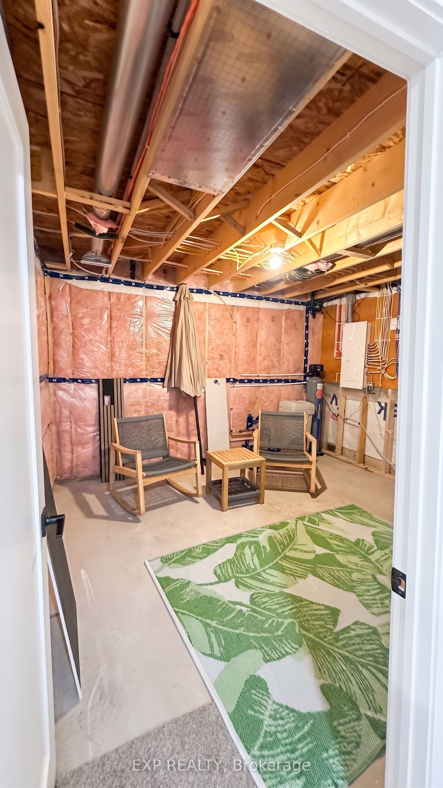 6 Evylean Court Property Photo 35