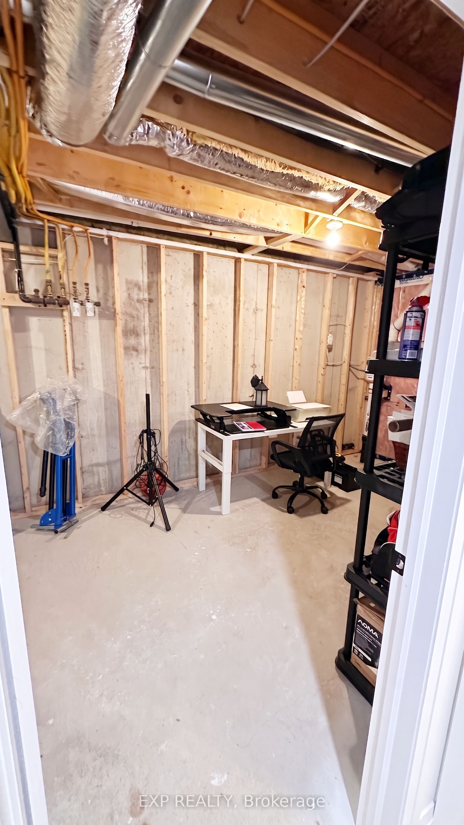 6 Evylean Court Property Photo 38