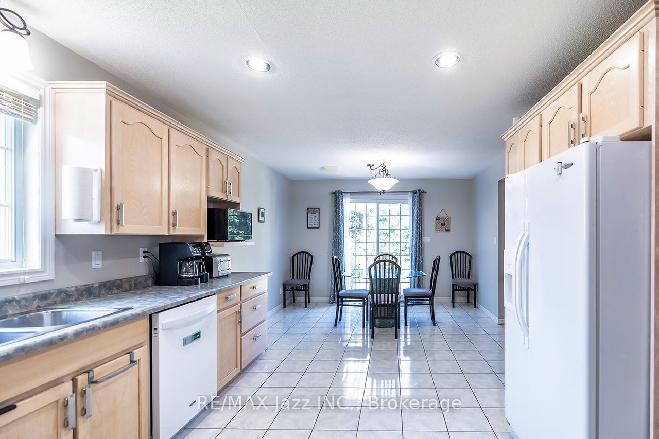26 Glenn Drive Property Photo 5