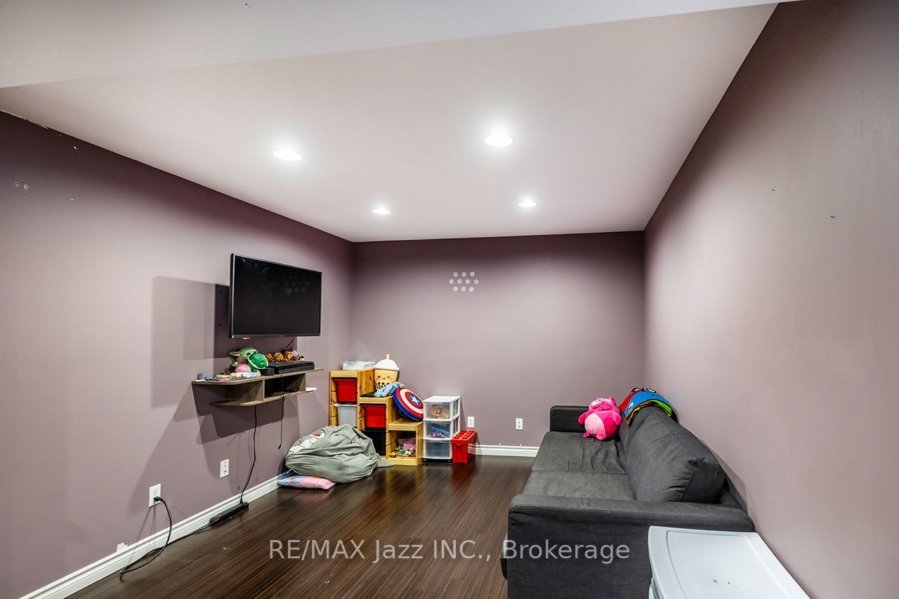 26 Glenn Drive Property Photo 22
