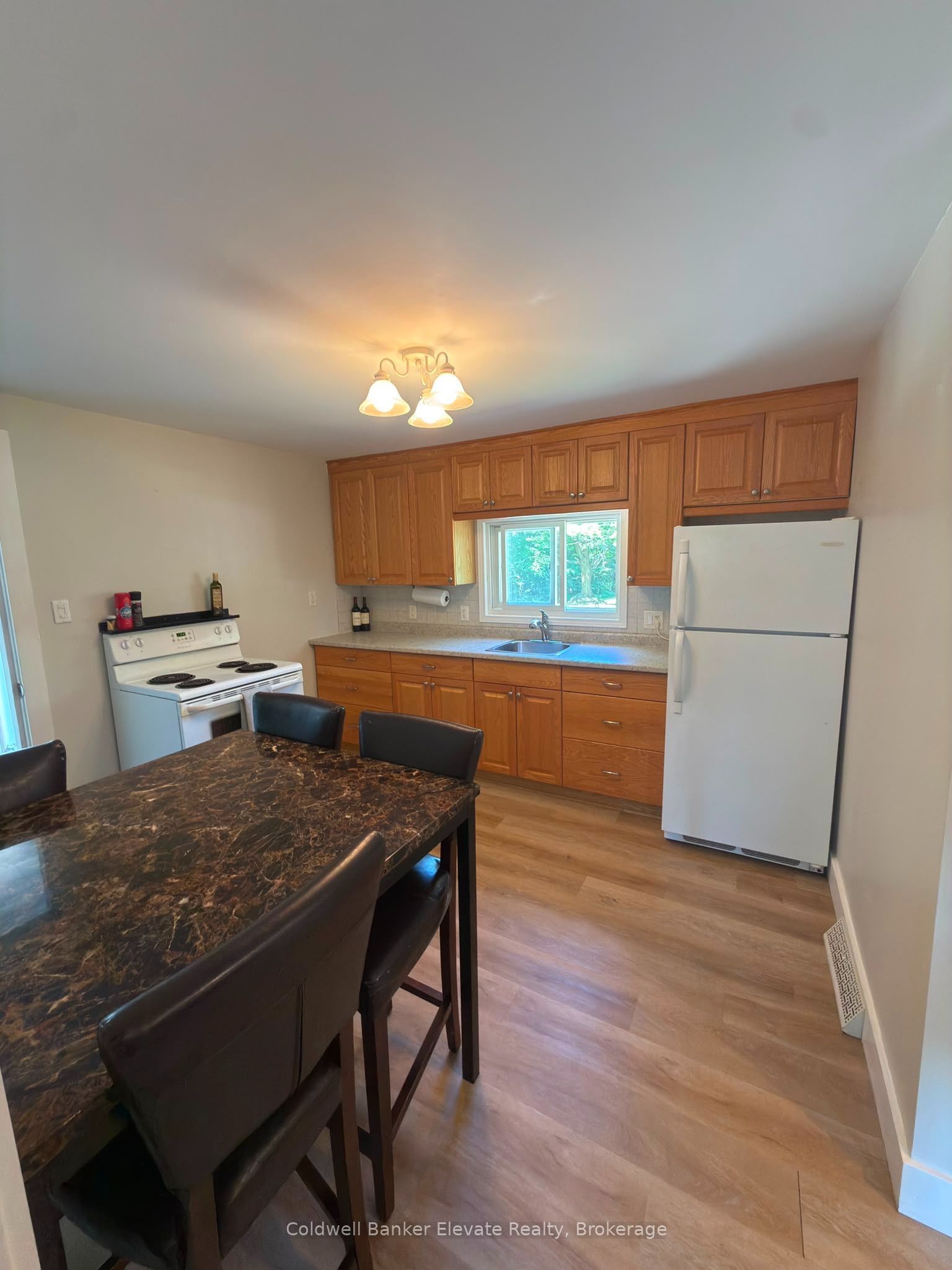 1625 5th Avenue E Property Photo 6