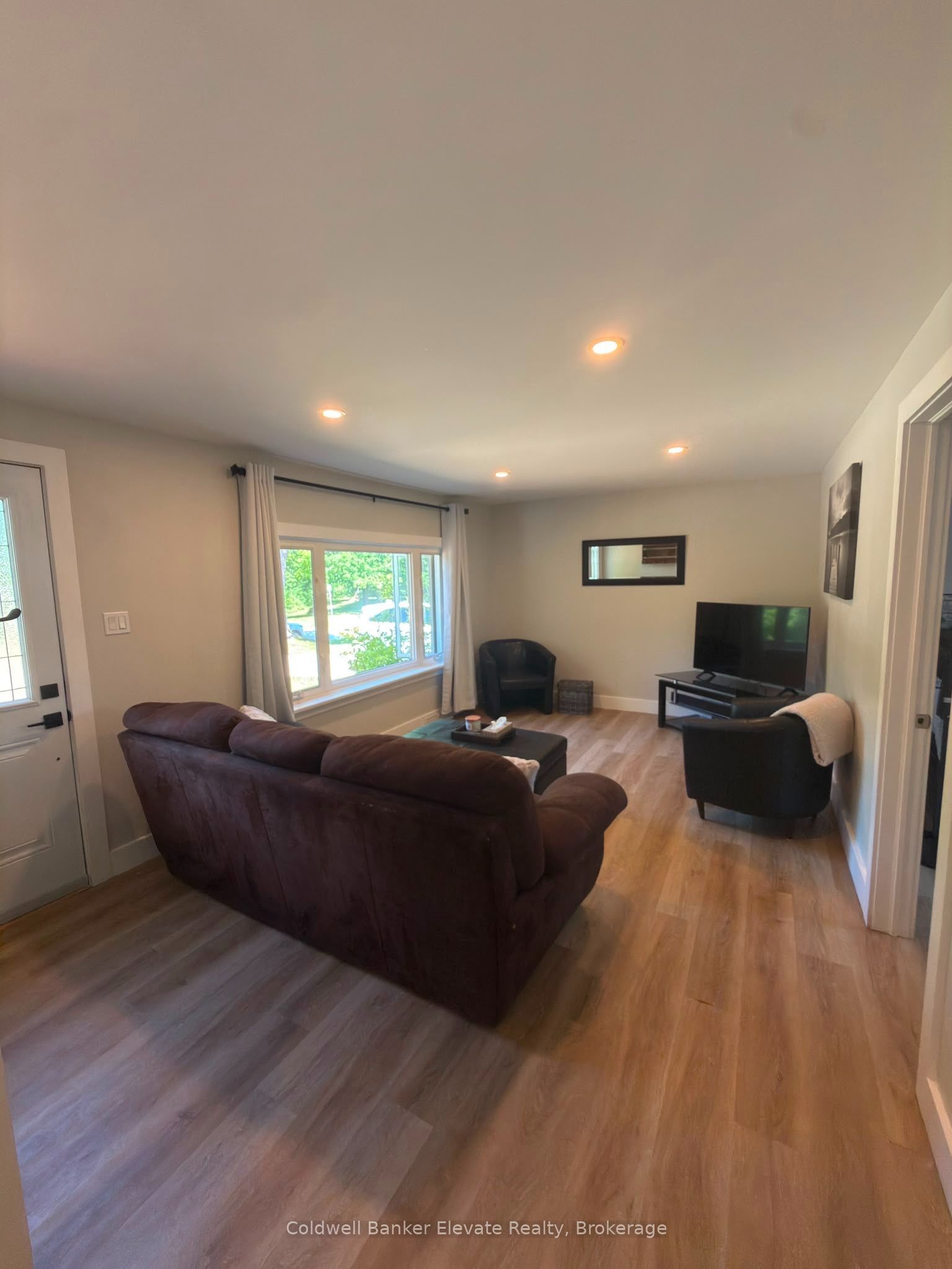 1625 5th Avenue E Property Photo 8