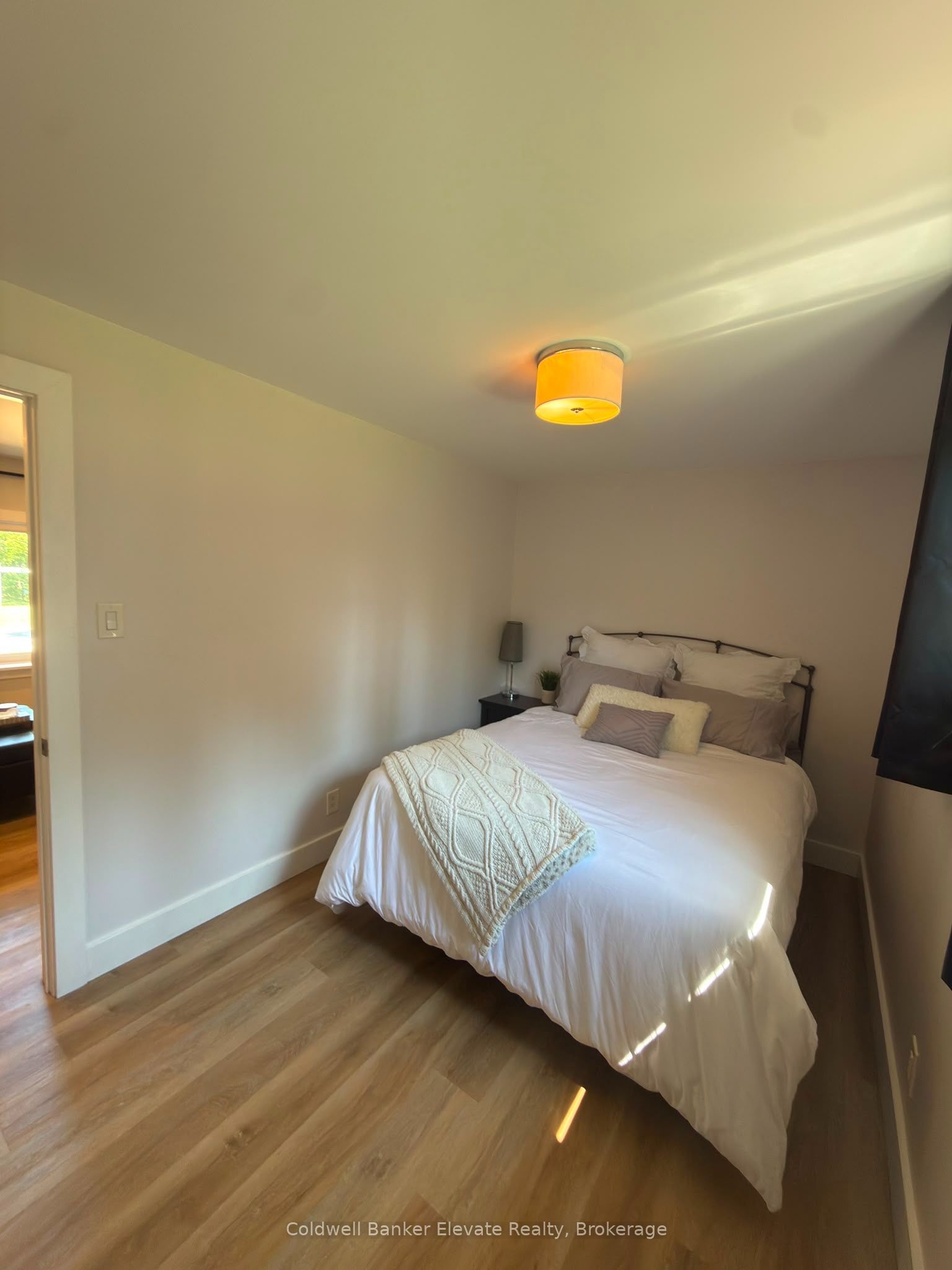 1625 5th Avenue E Property Photo 9