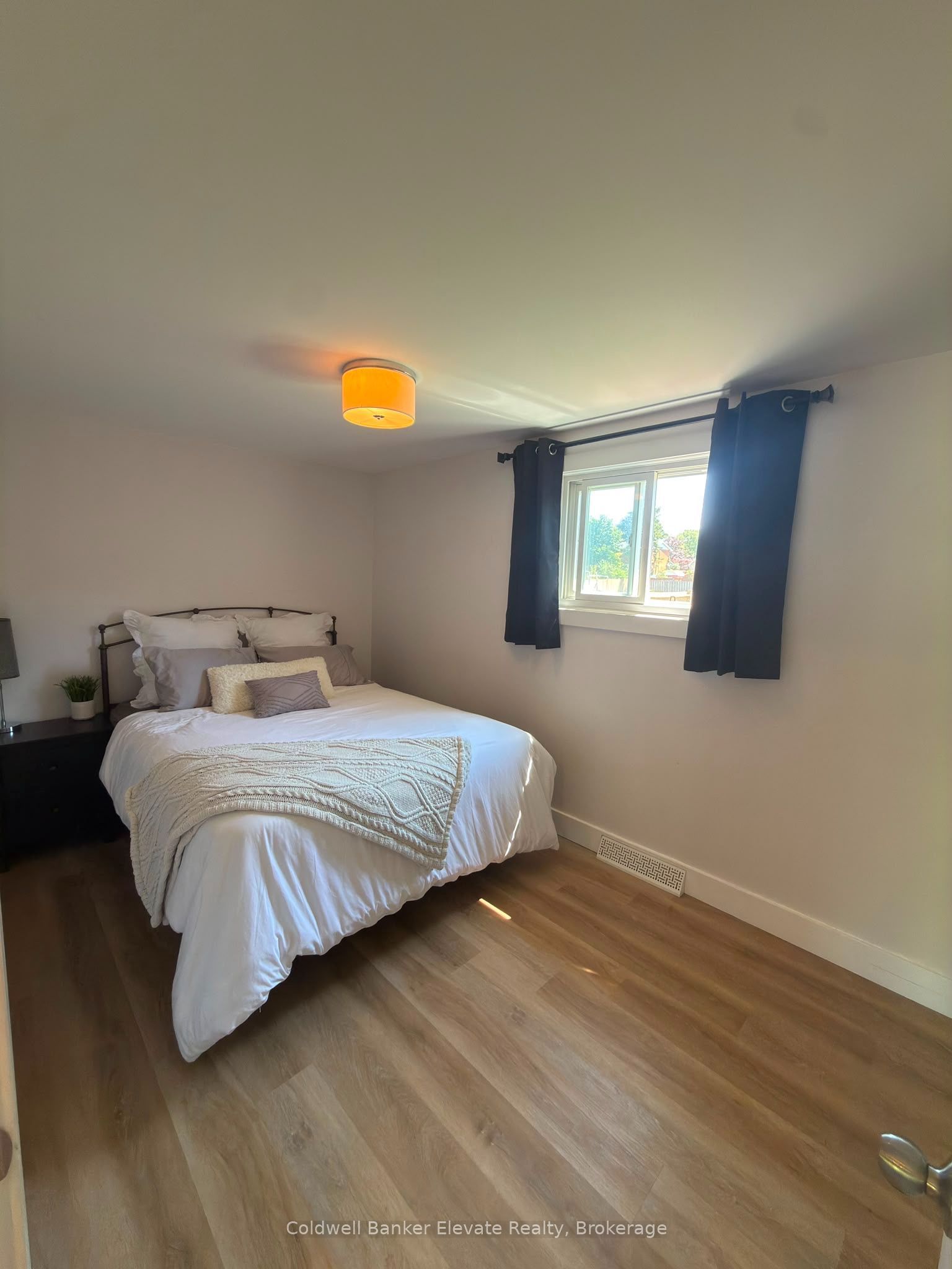 1625 5th Avenue E Property Photo 10