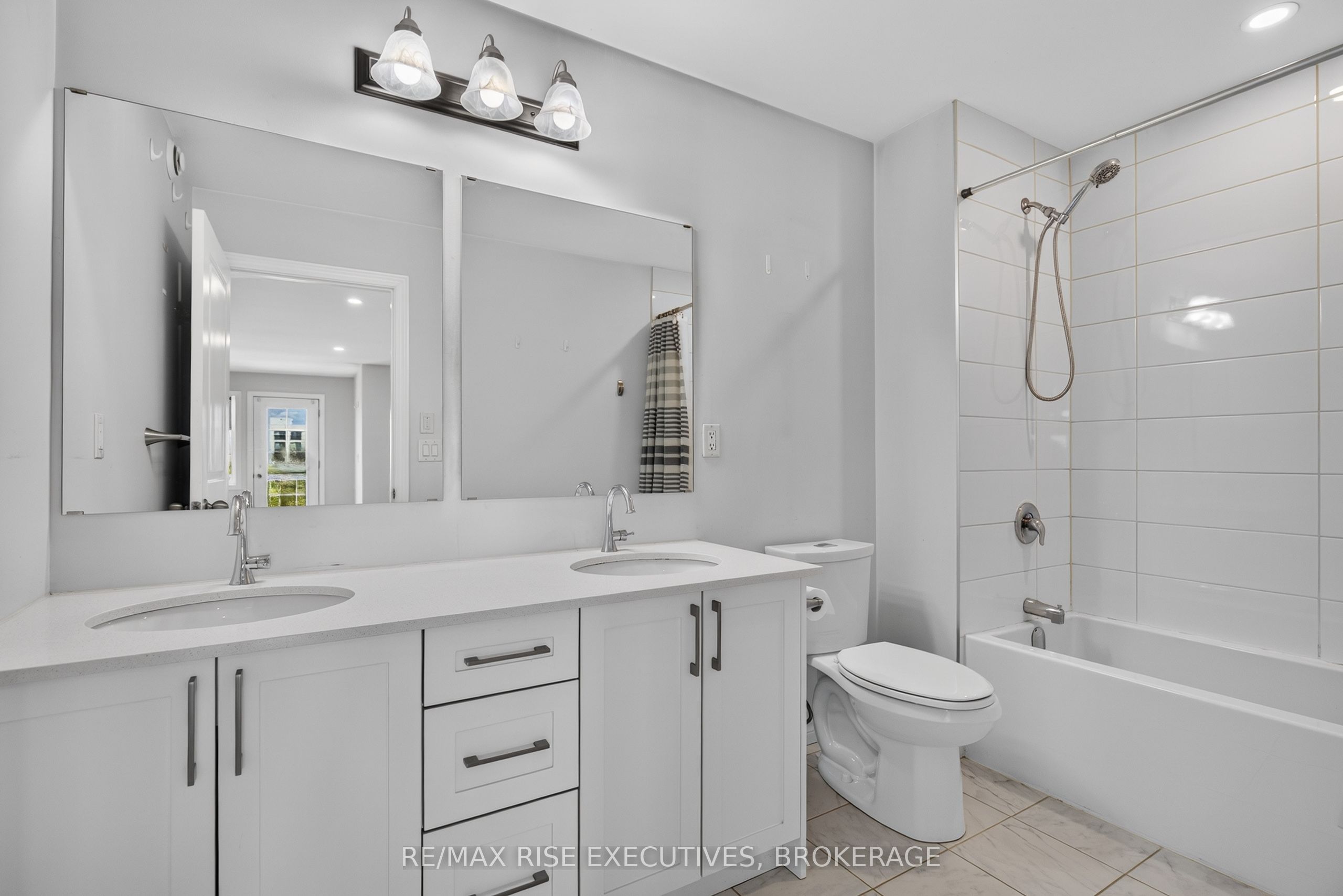 1015 Terra Verde Way 201 Property Photo 33