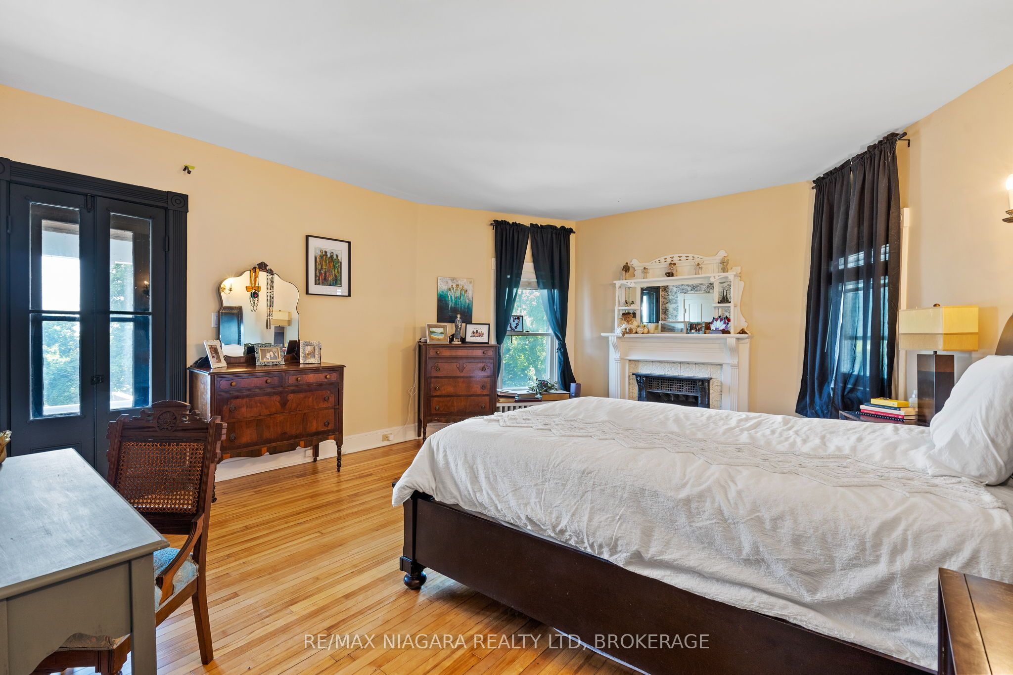 14 Catharine Street Property Photo 23