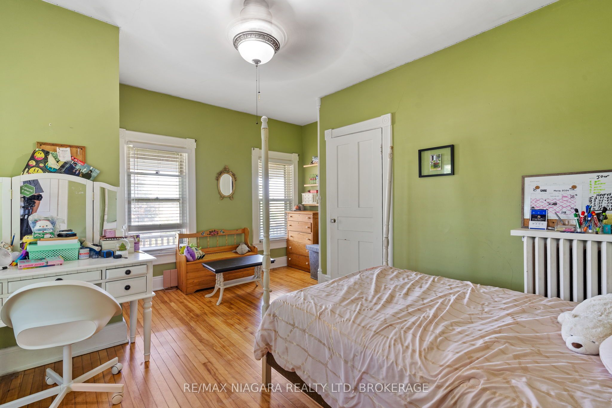 14 Catharine Street Property Photo 27