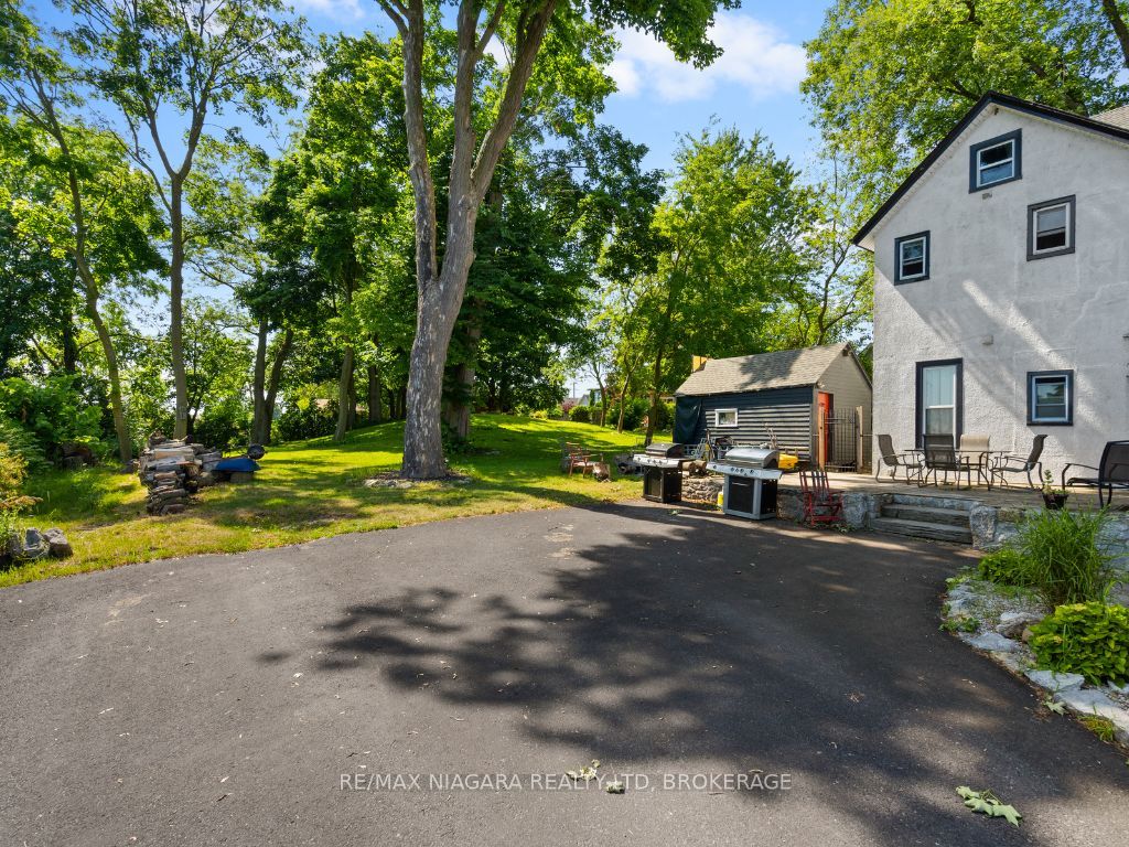 14 Catharine Street Property Photo 32