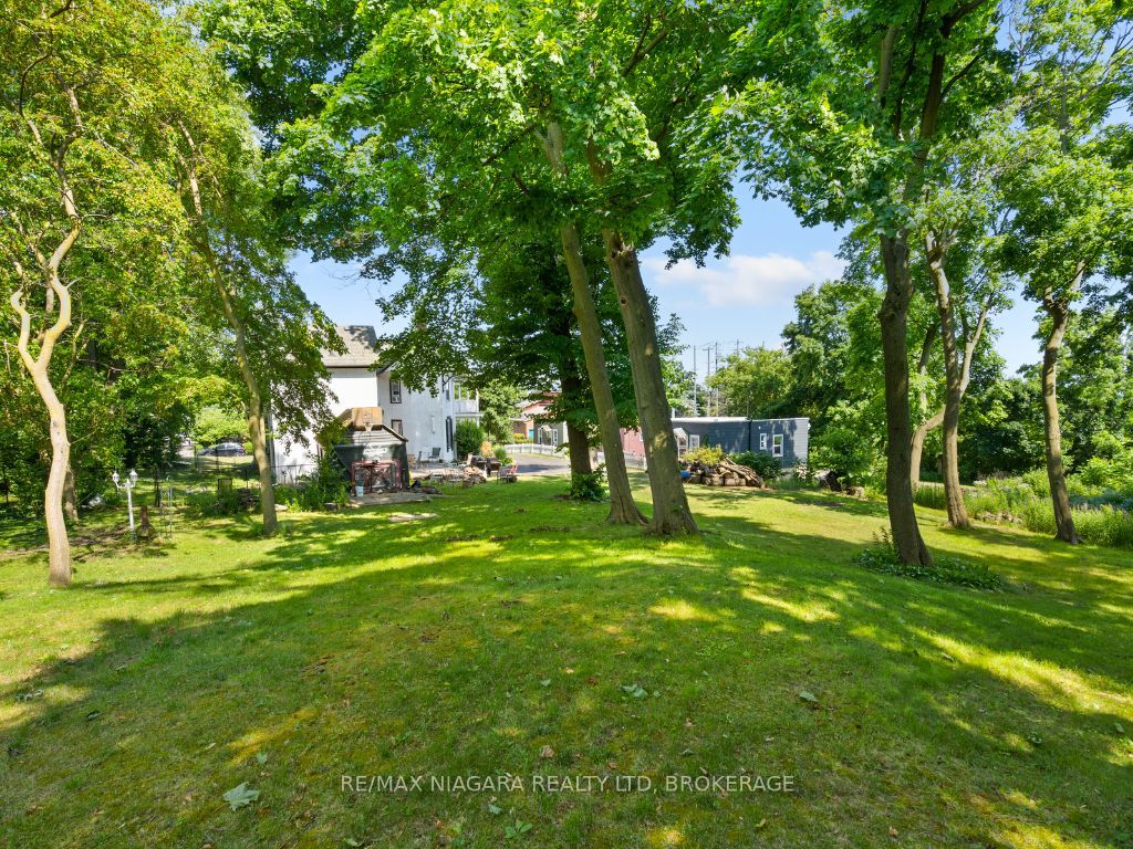 14 Catharine Street Property Photo 35