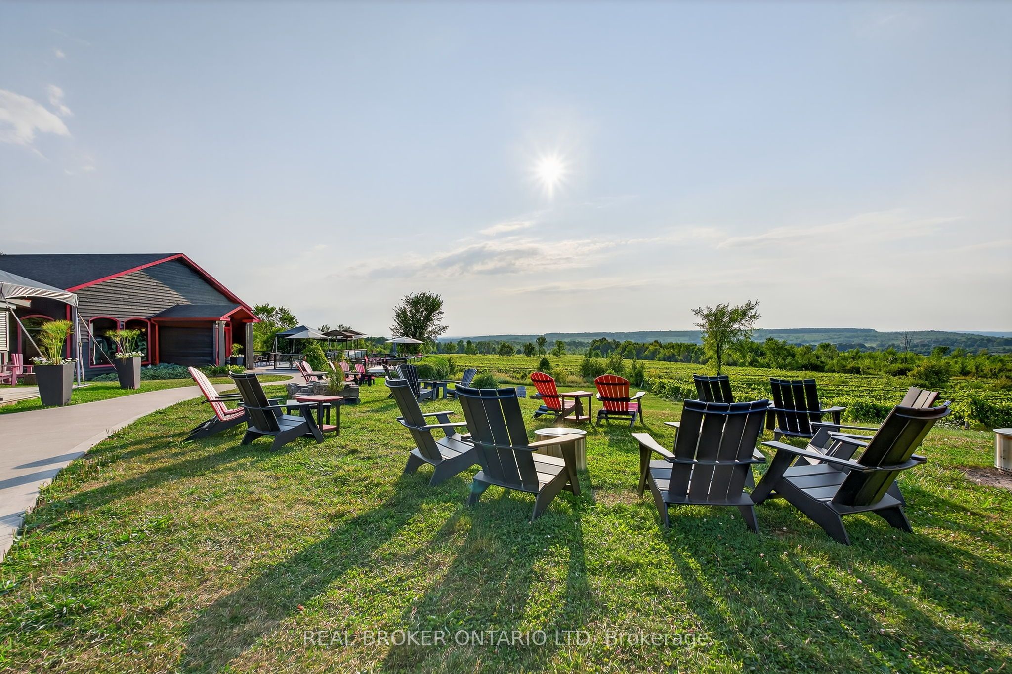 599450 2nd Concession N Property Photo 17