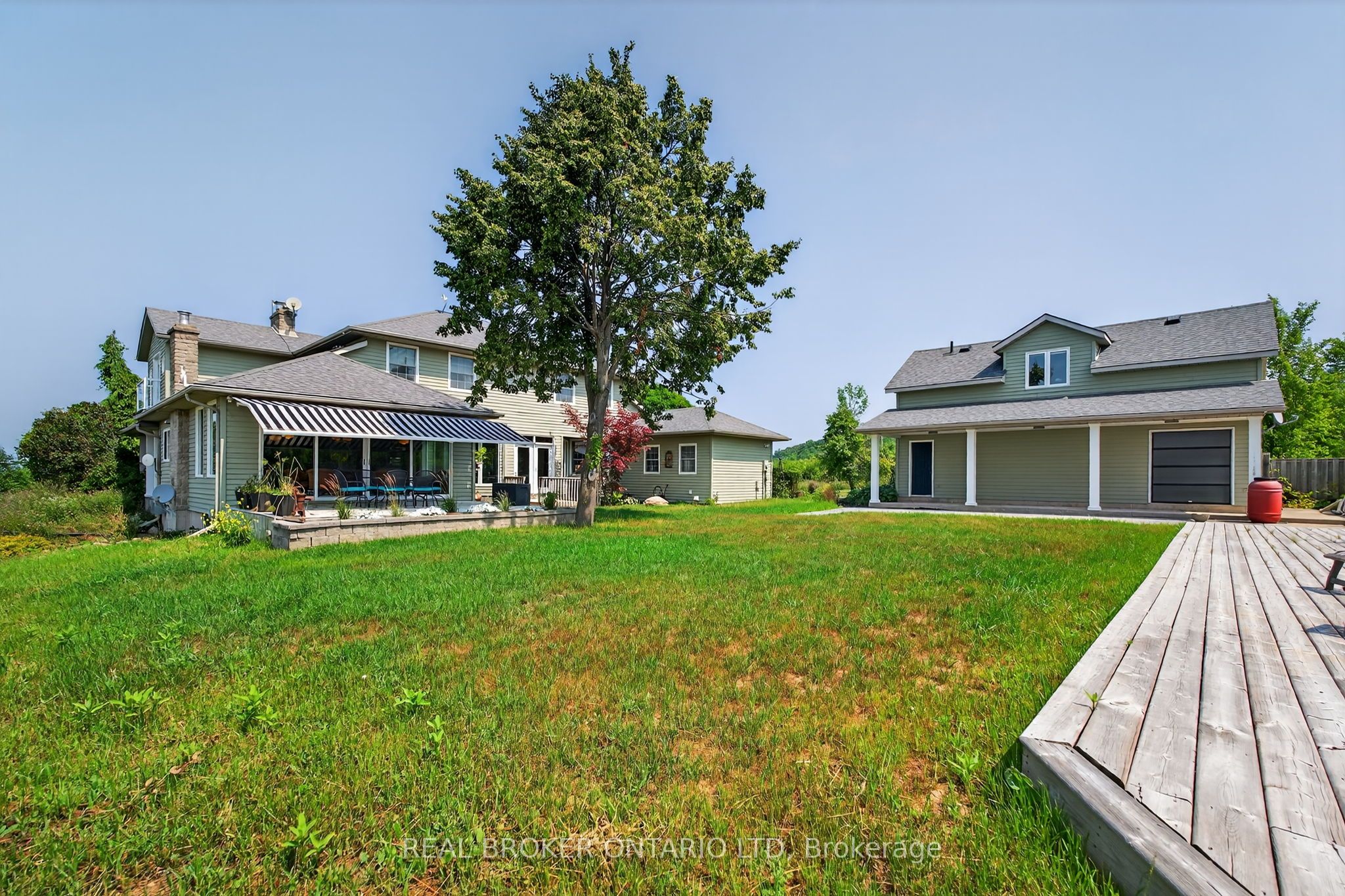 599450 2nd Concession N Property Photo 22