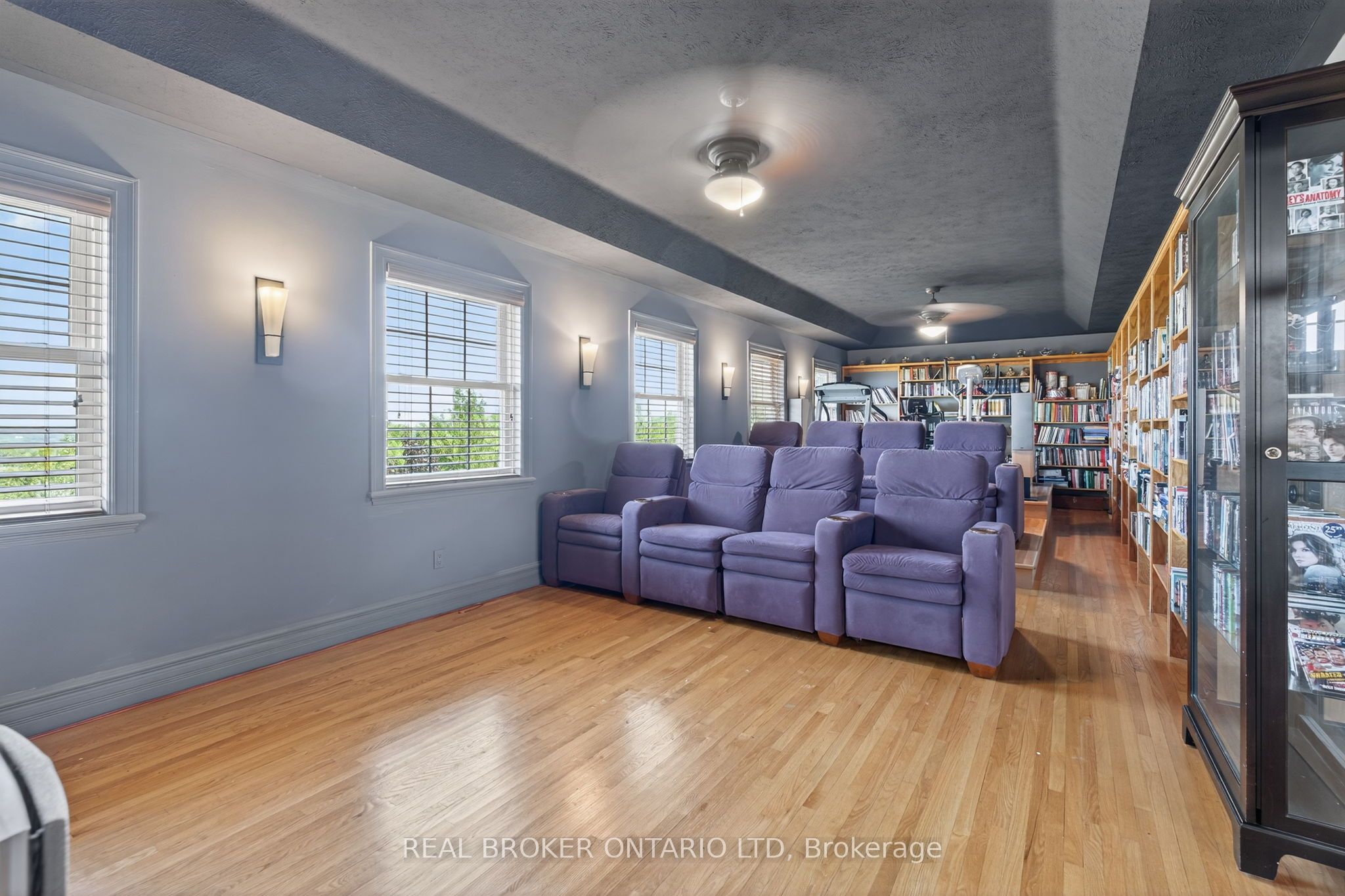 599450 2nd Concession N Property Photo 40
