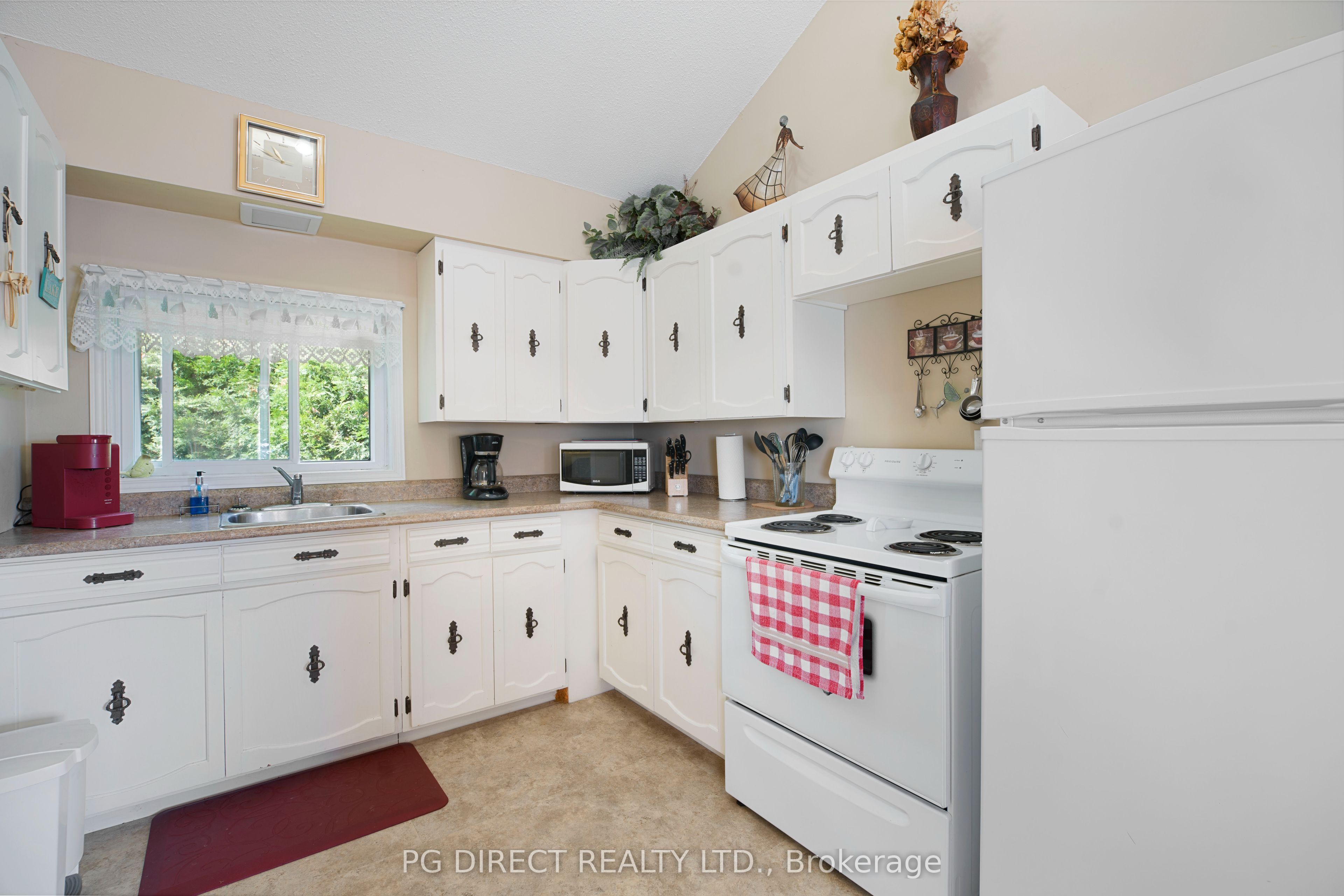 13 Sure Strike Road Property Photo 19
