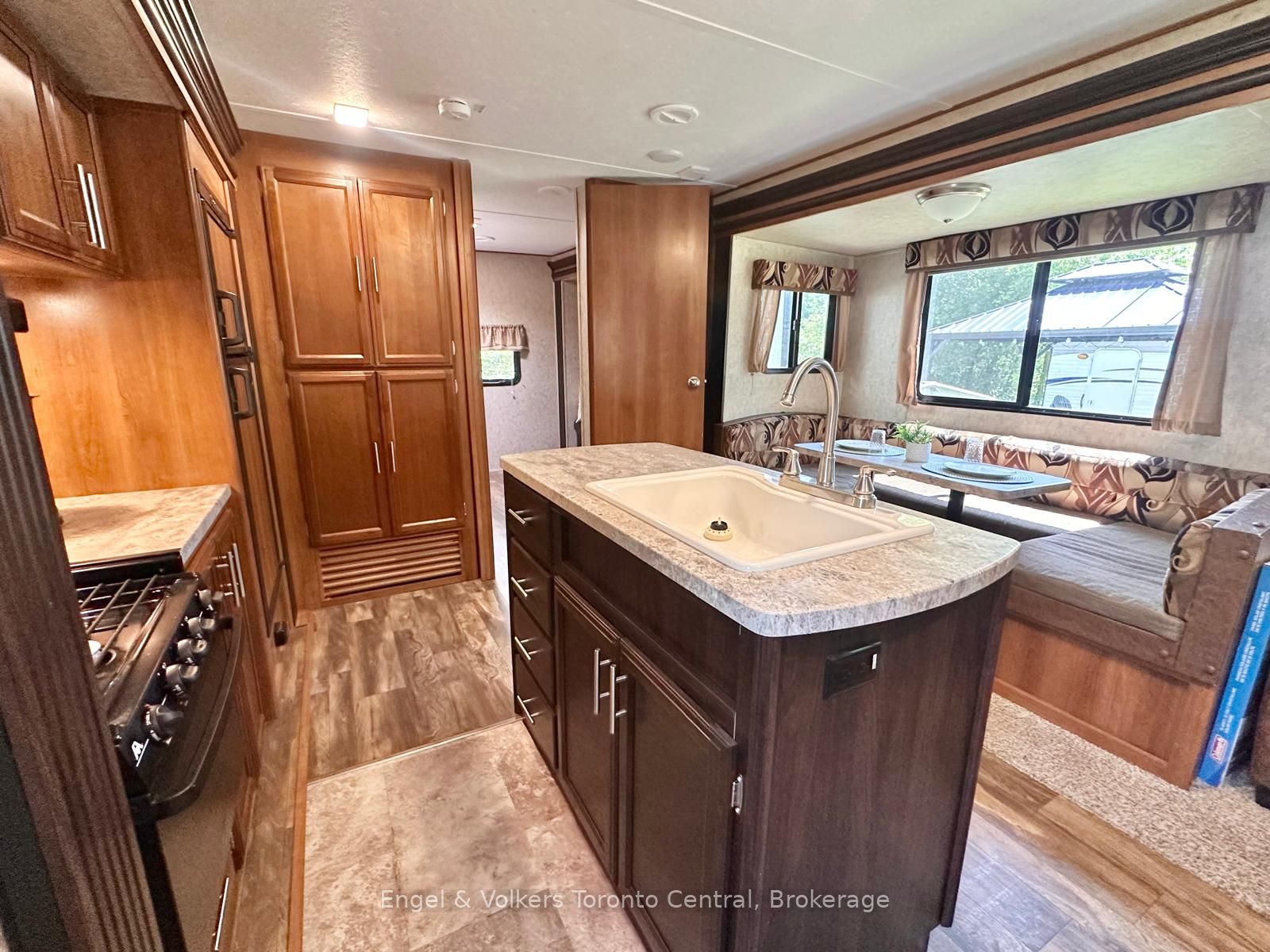 7489 Sideraod 5 E H 15 Property Photo 6