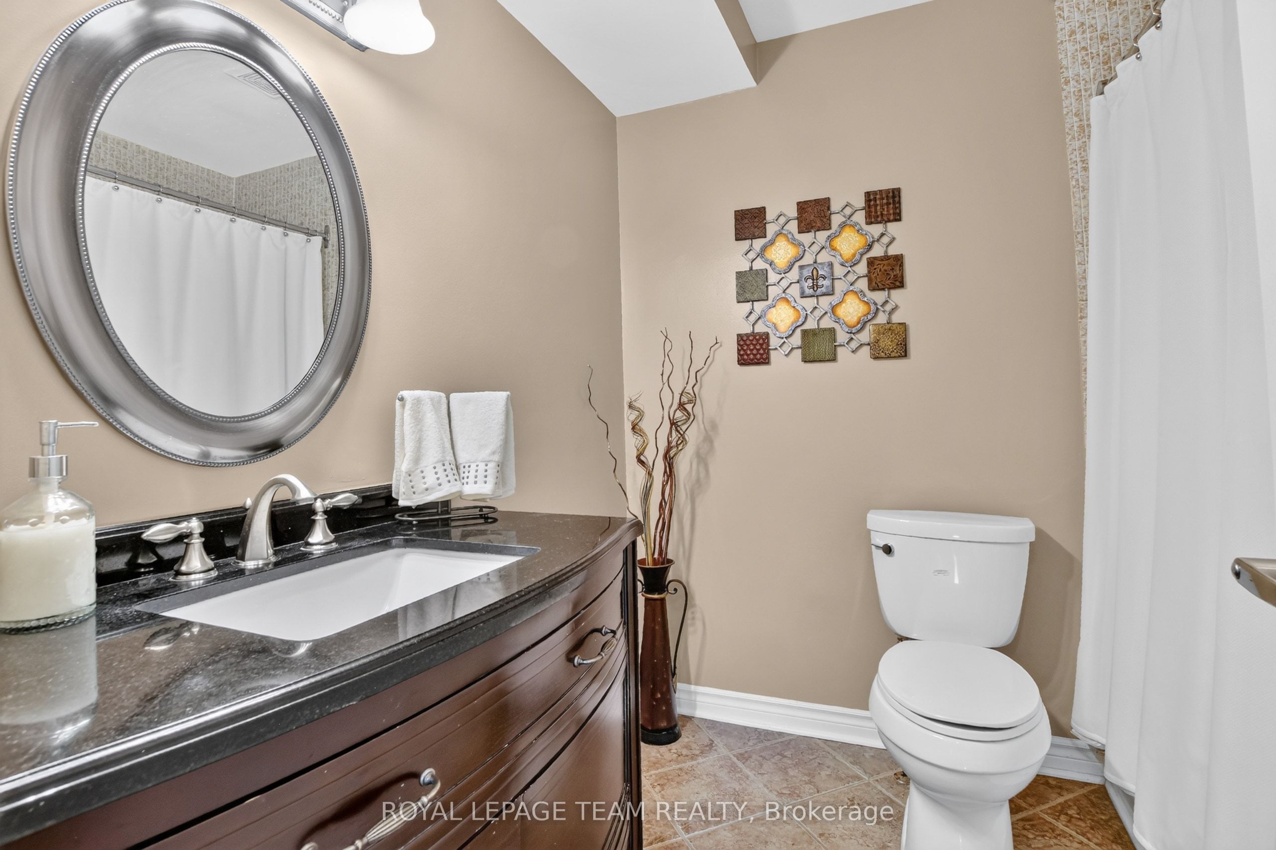 61 Amberwood Crescent Property Photo 20