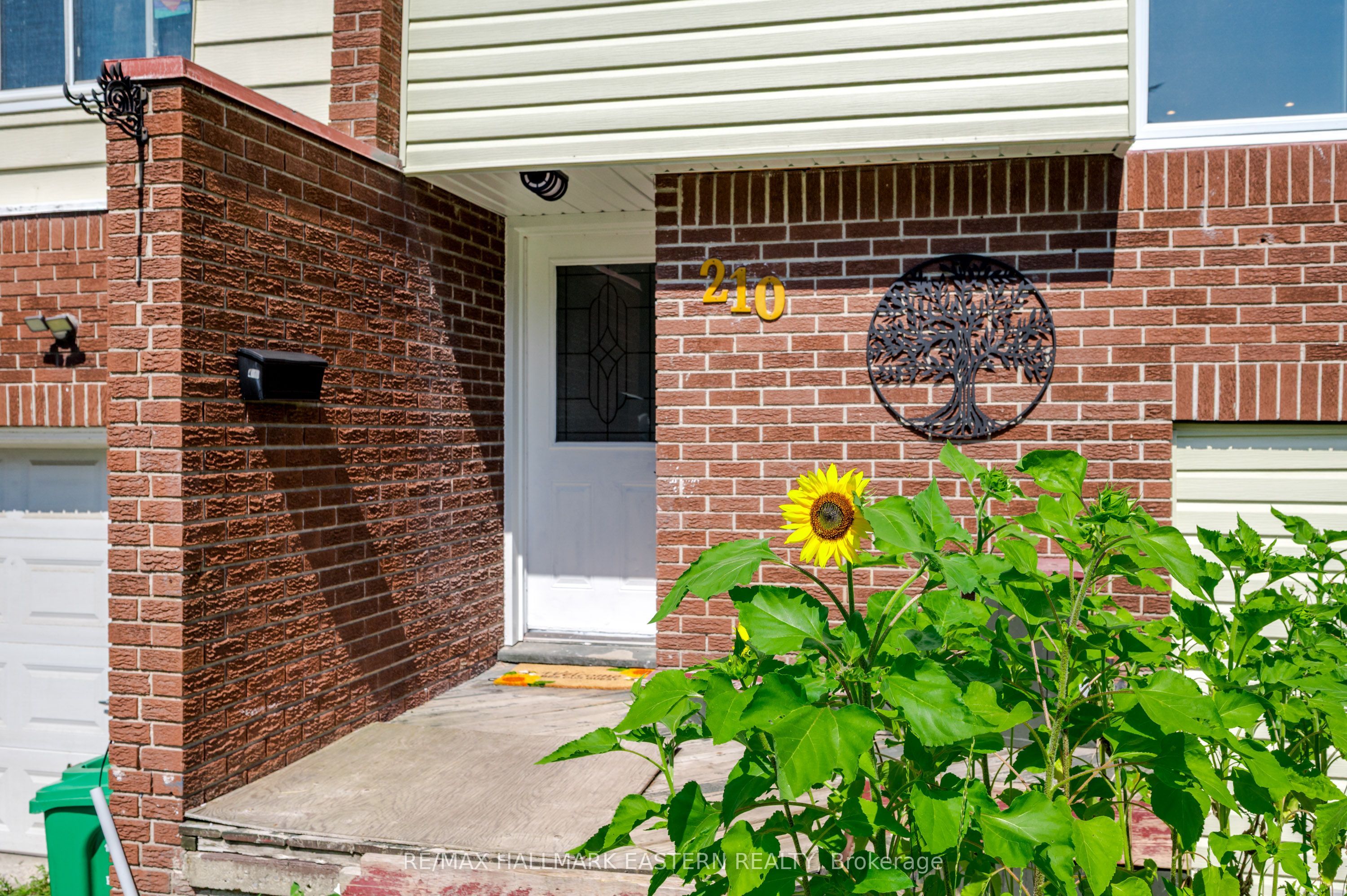 210 Maxwell Avenue Property Photo 35