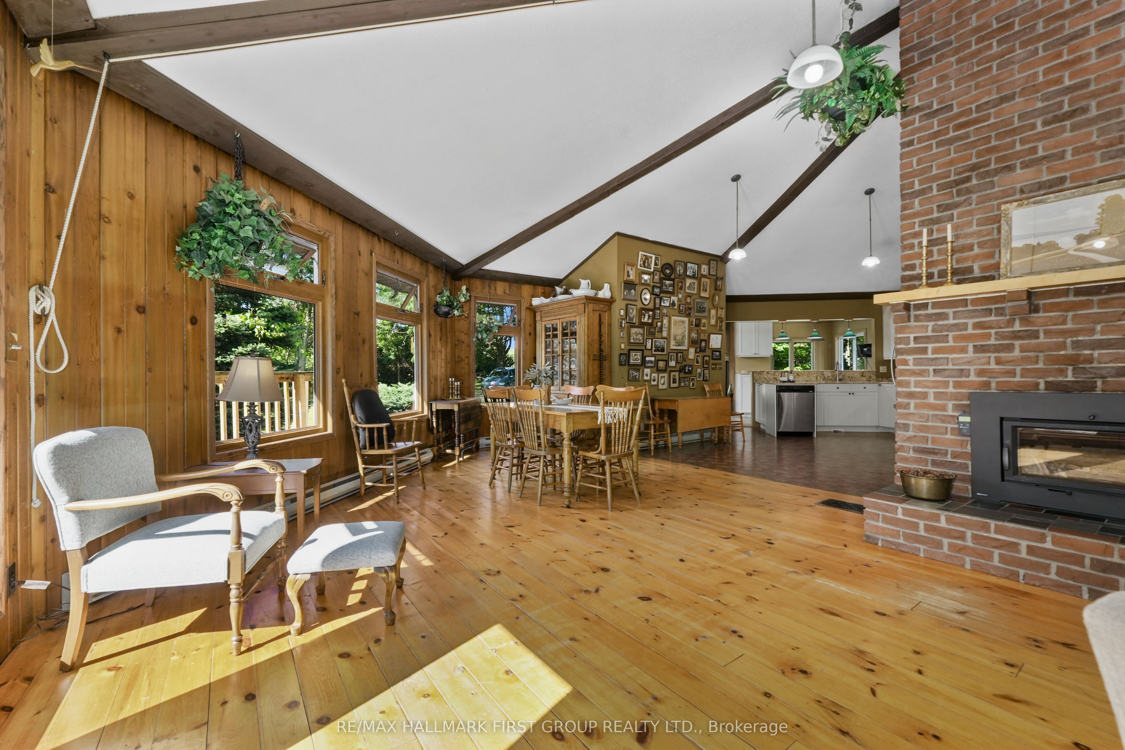 940 Carman Road Property Photo 7
