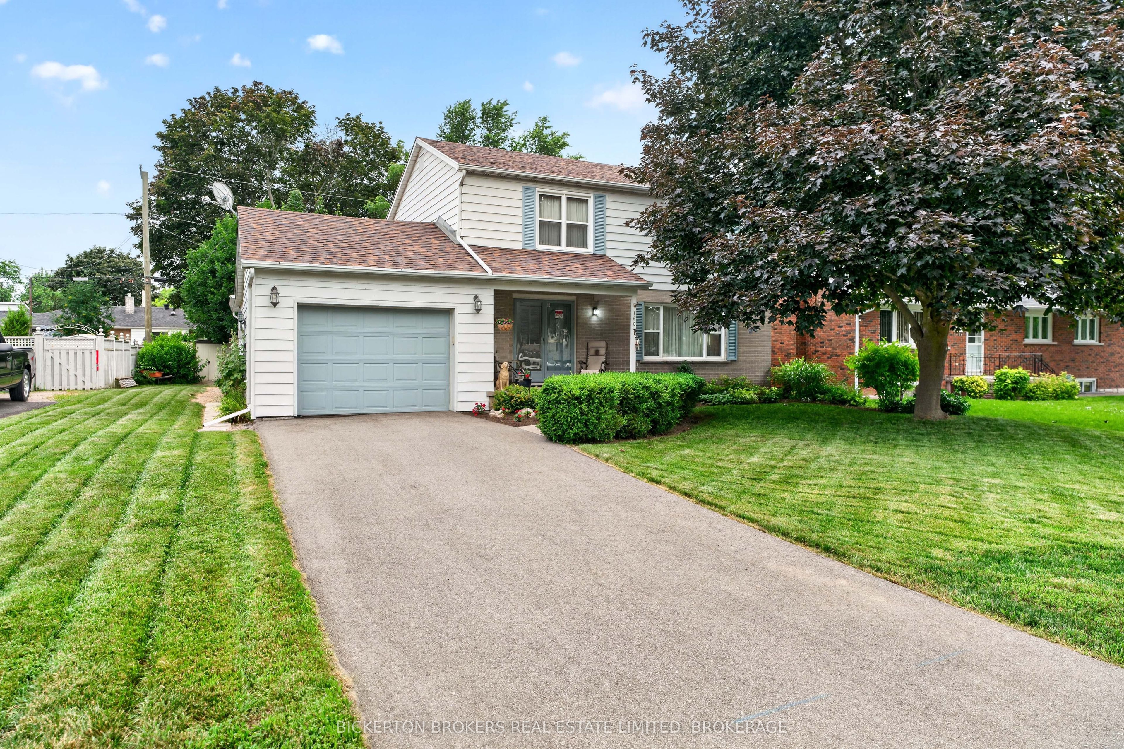 160 Elmwood Drive Property Photo 1