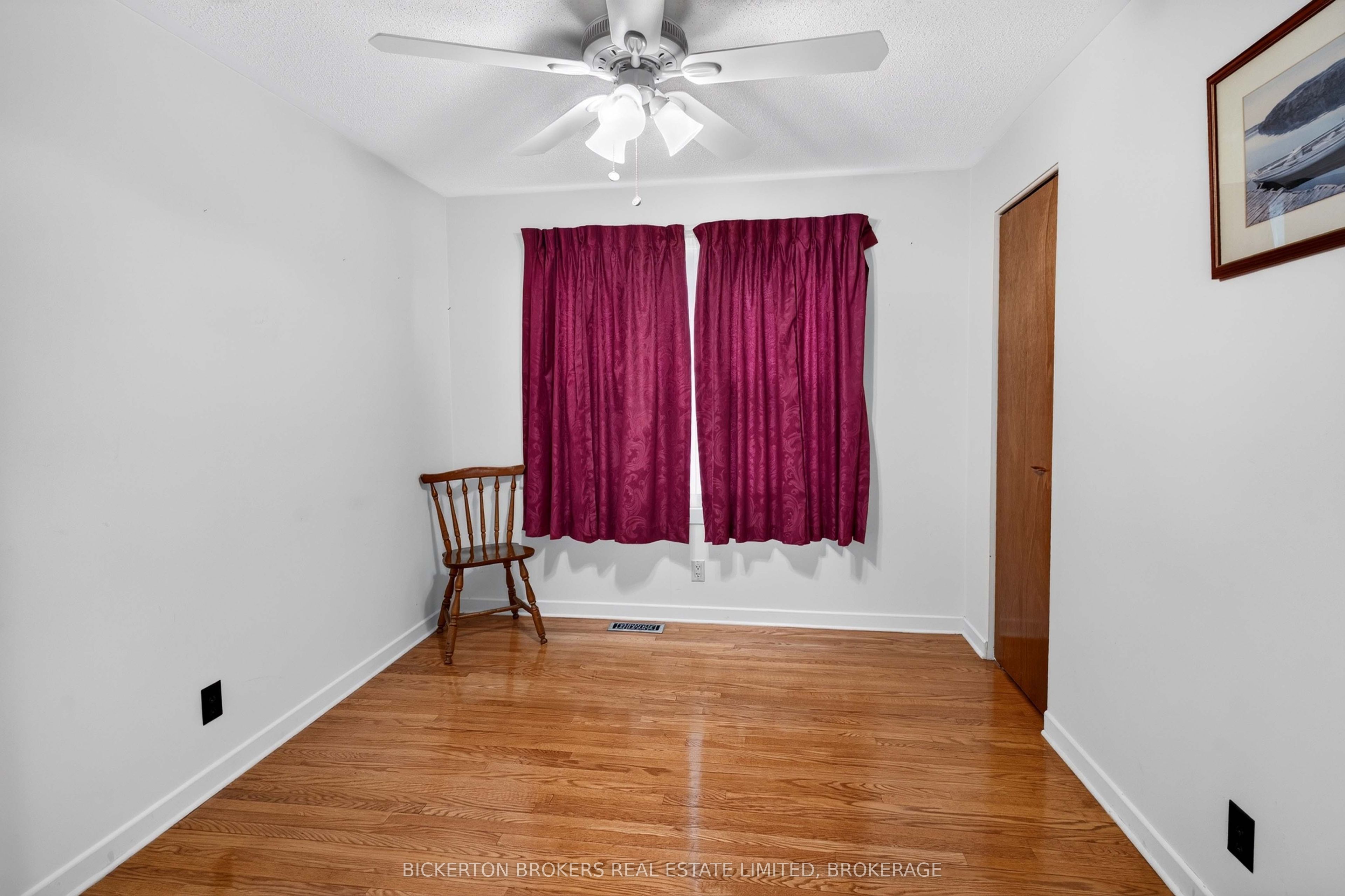 160 Elmwood Drive Property Photo 14