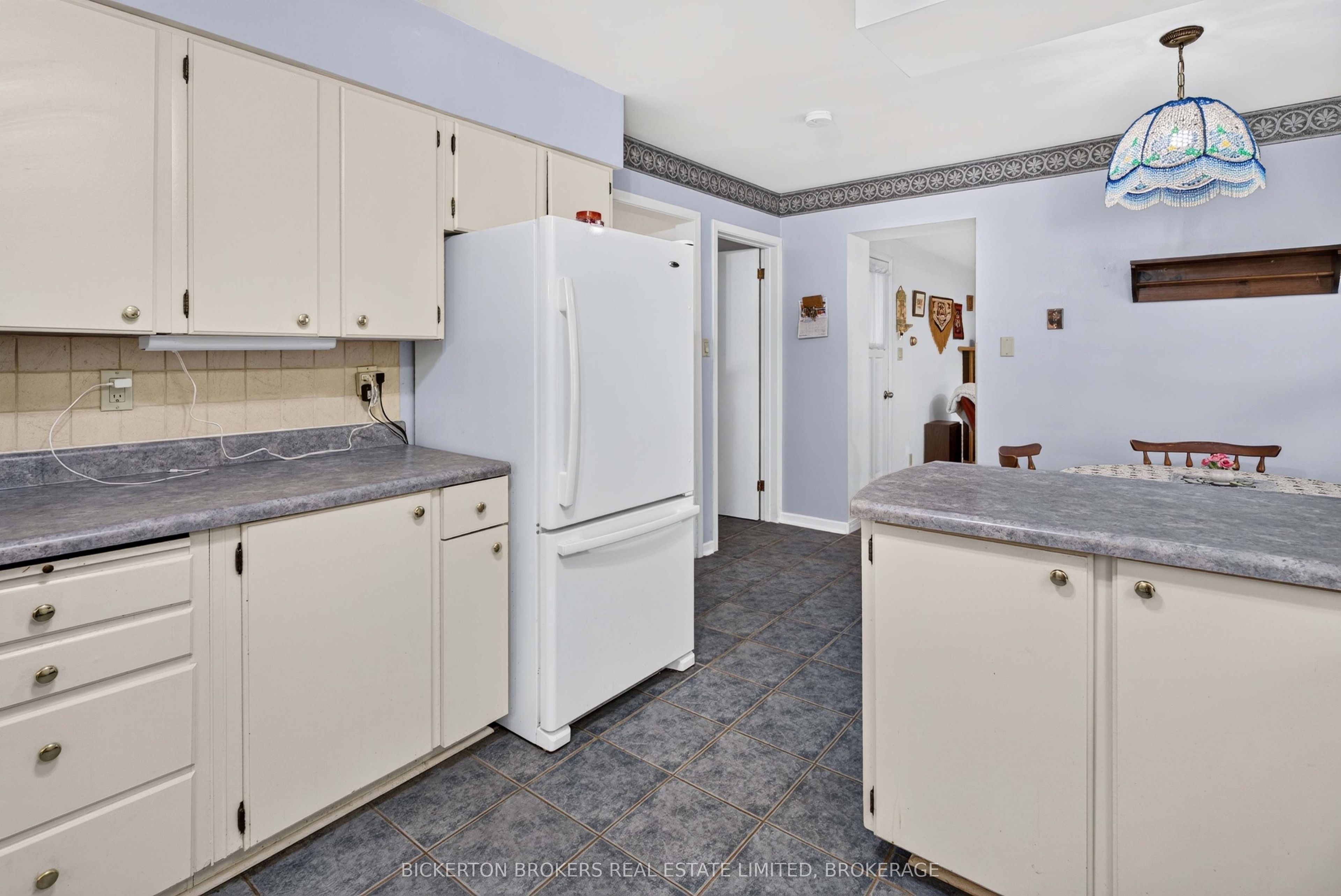 160 Elmwood Drive Property Photo 32