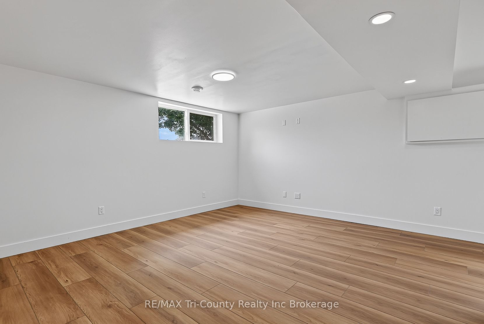 61 Airey Avenue Property Photo 25