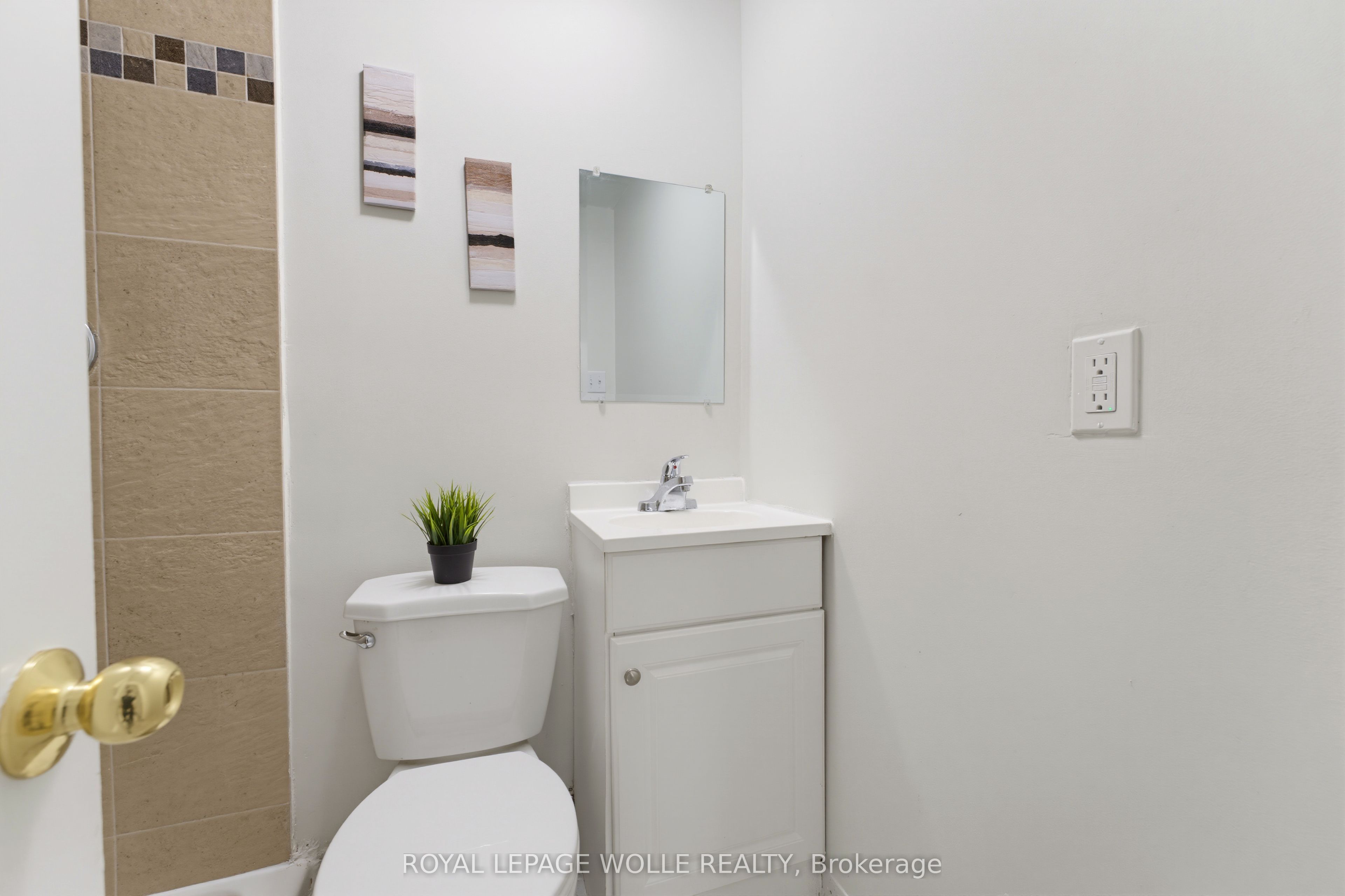 61 Balfour Crescent Property Photo 20