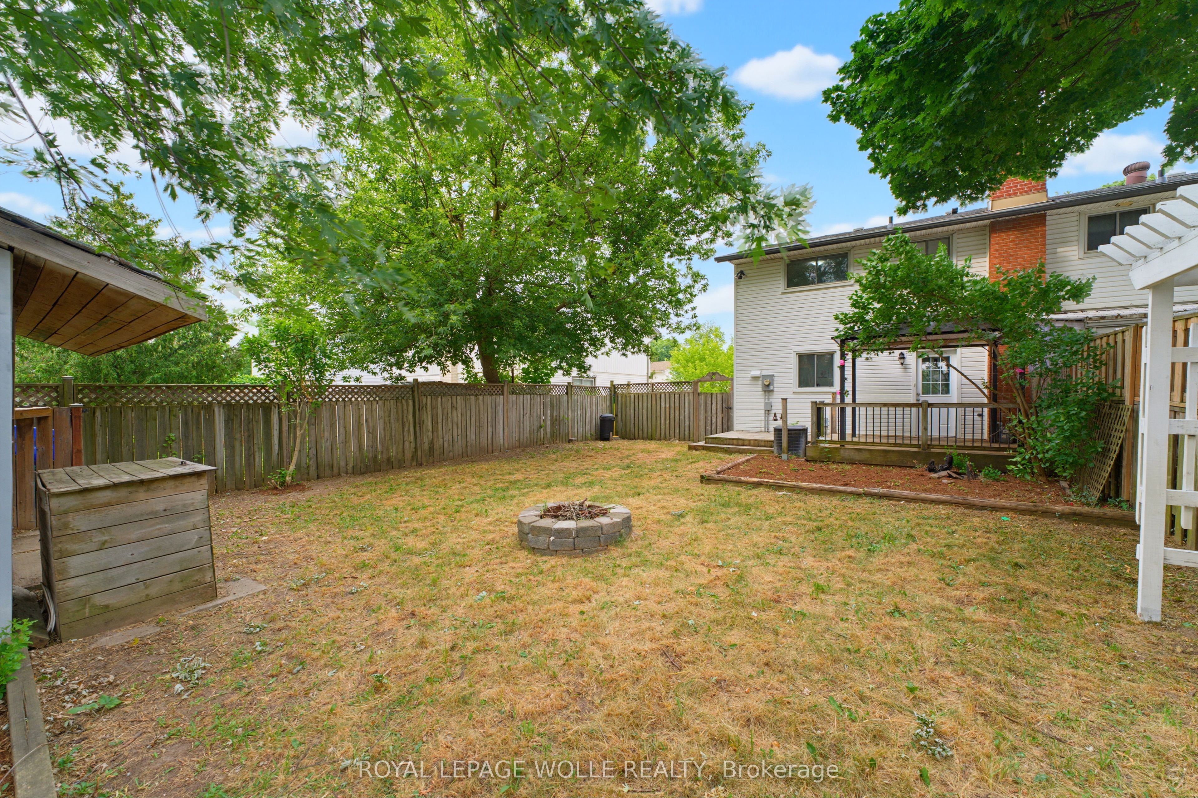 61 Balfour Crescent Property Photo 27
