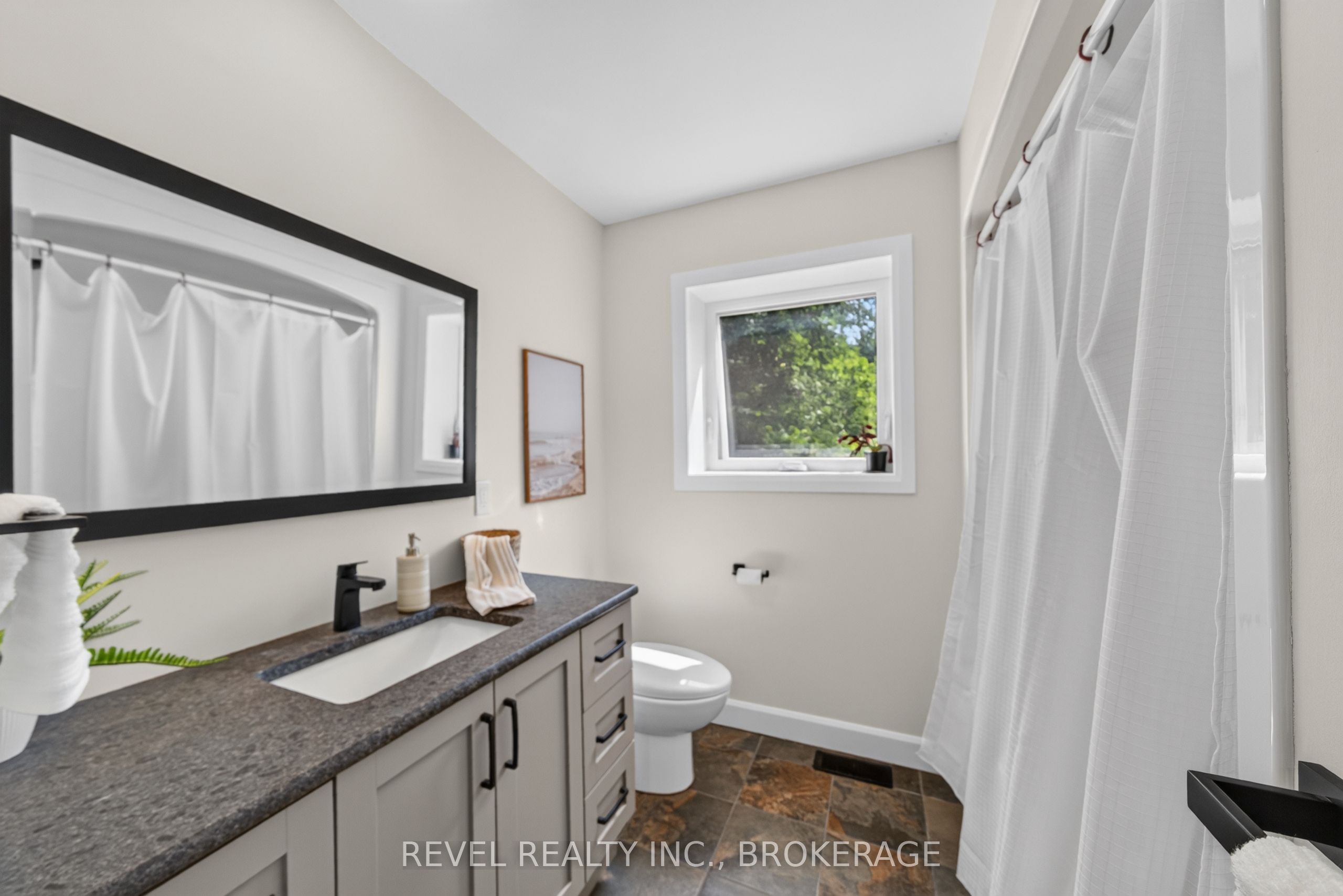 106 Long Point Road Property Photo 27