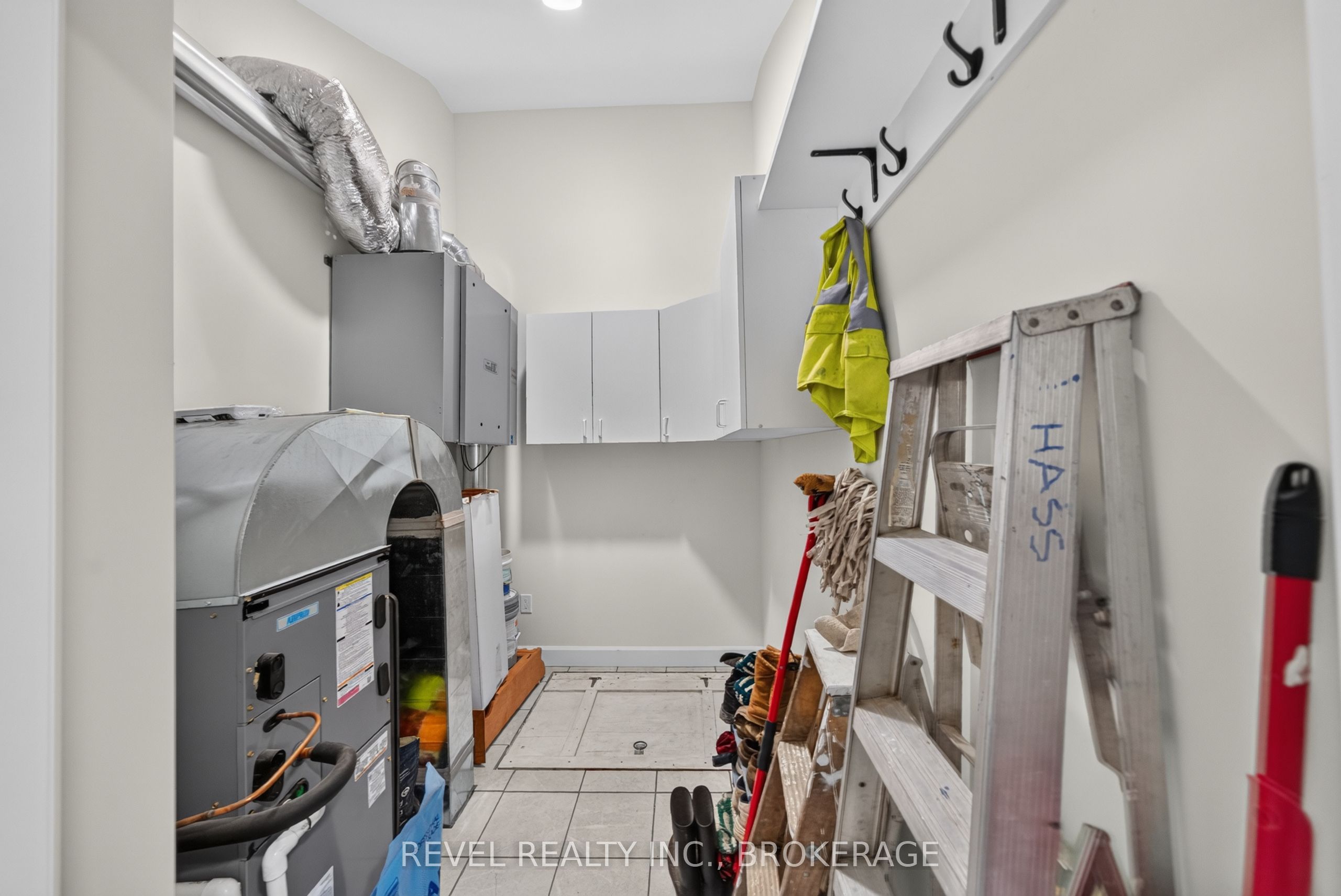 106 Long Point Road Property Photo 33