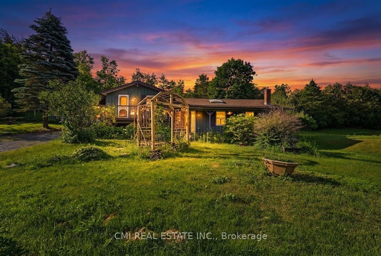 8 Jakeman Street Property Photo 1