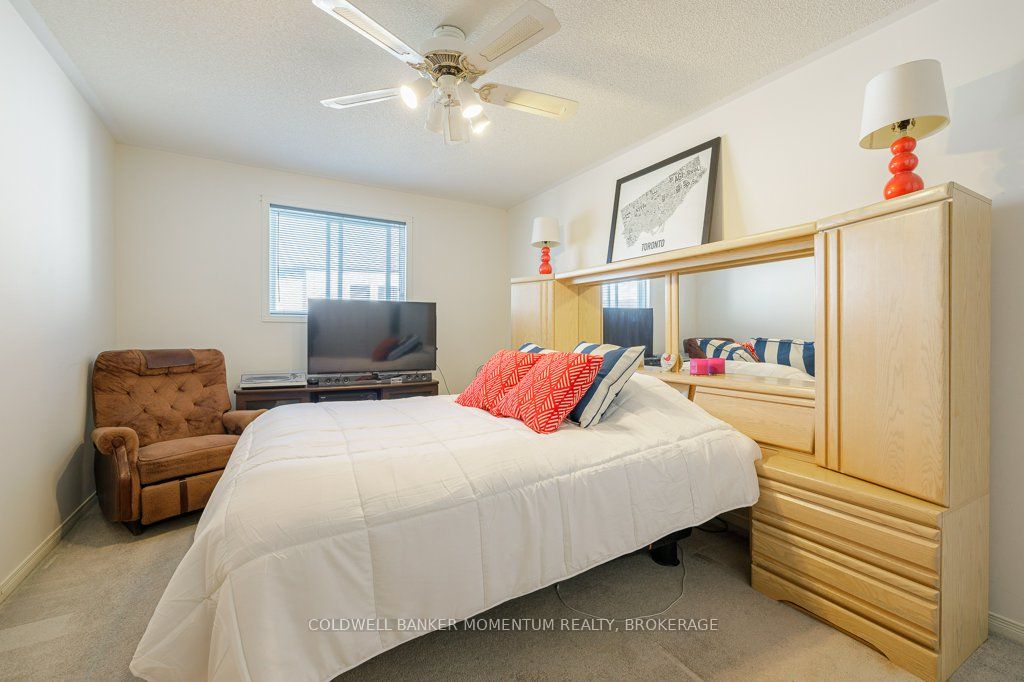 43 Silvercrest Court Property Photo 28
