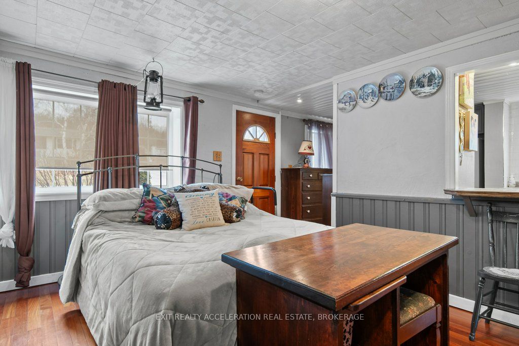 1125 County Rd 1 E Property Photo 15