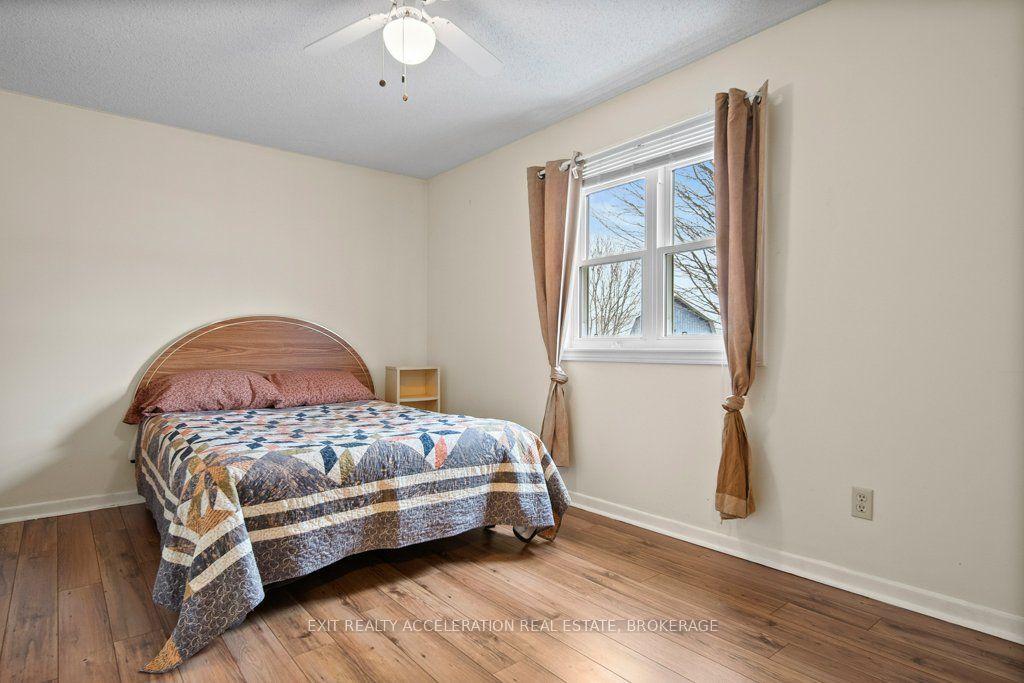 1125 County Rd 1 E Property Photo 18