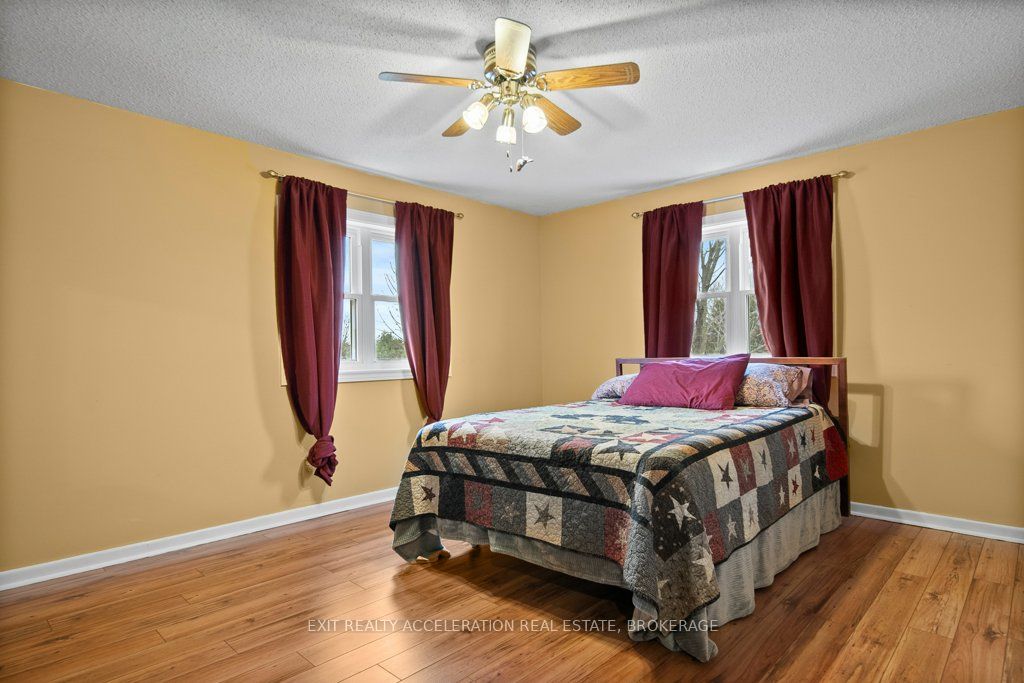 1125 County Rd 1 E Property Photo 21