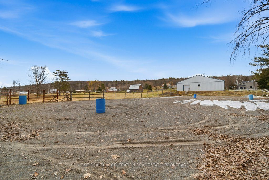 1125 County Rd 1 E Property Photo 33