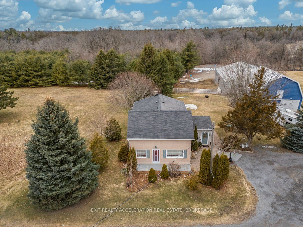 1125 County Rd 1 E Property Photo 37