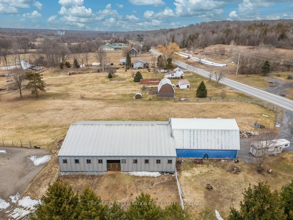 1125 County Rd 1 E Property Photo 40