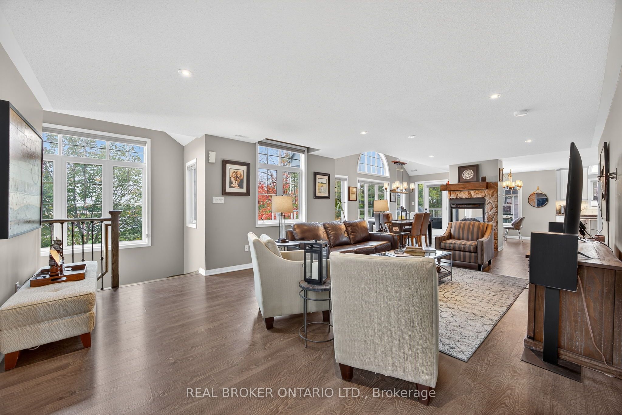 17 Mulligan Lane Property Photo 4