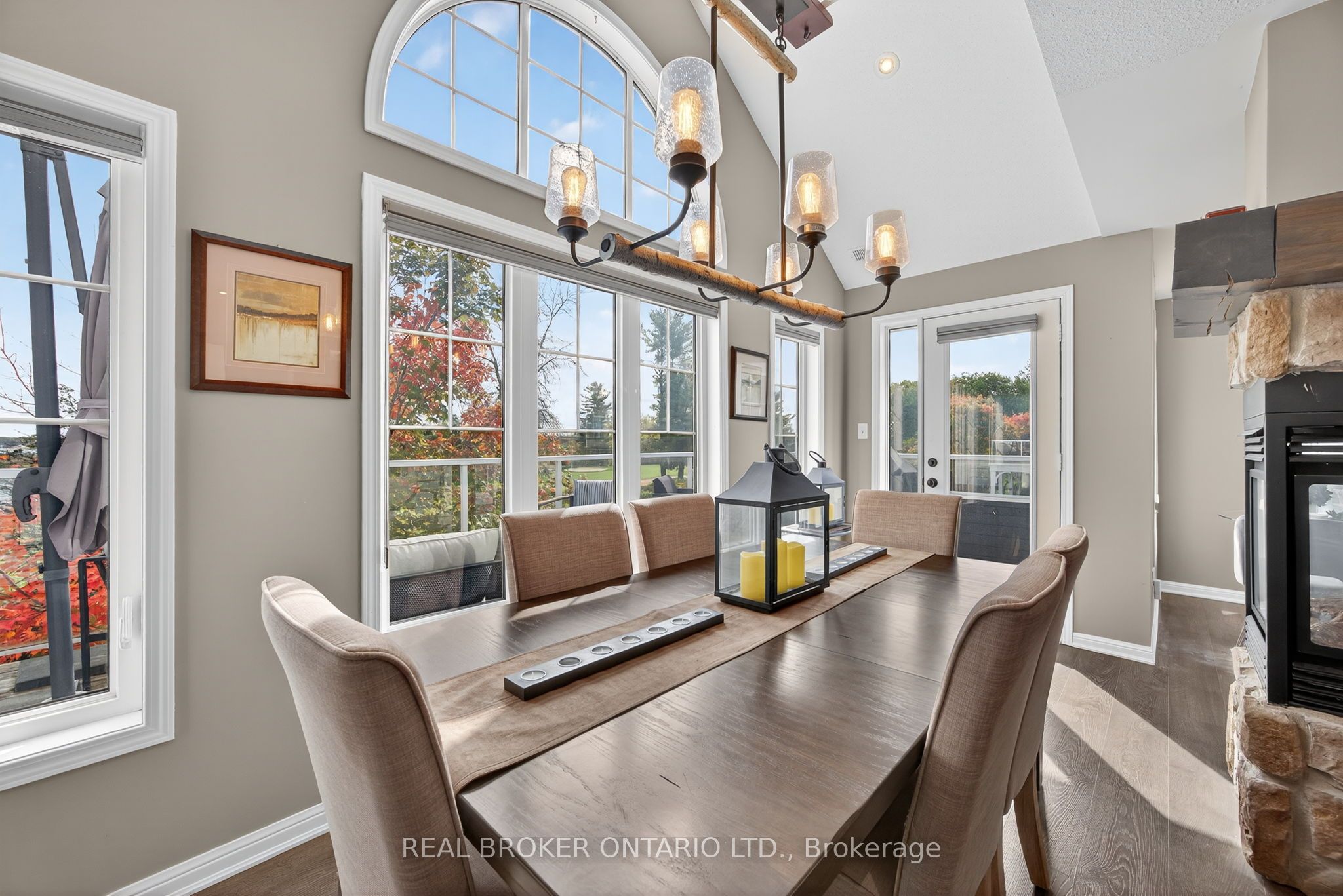 17 Mulligan Lane Property Photo 6