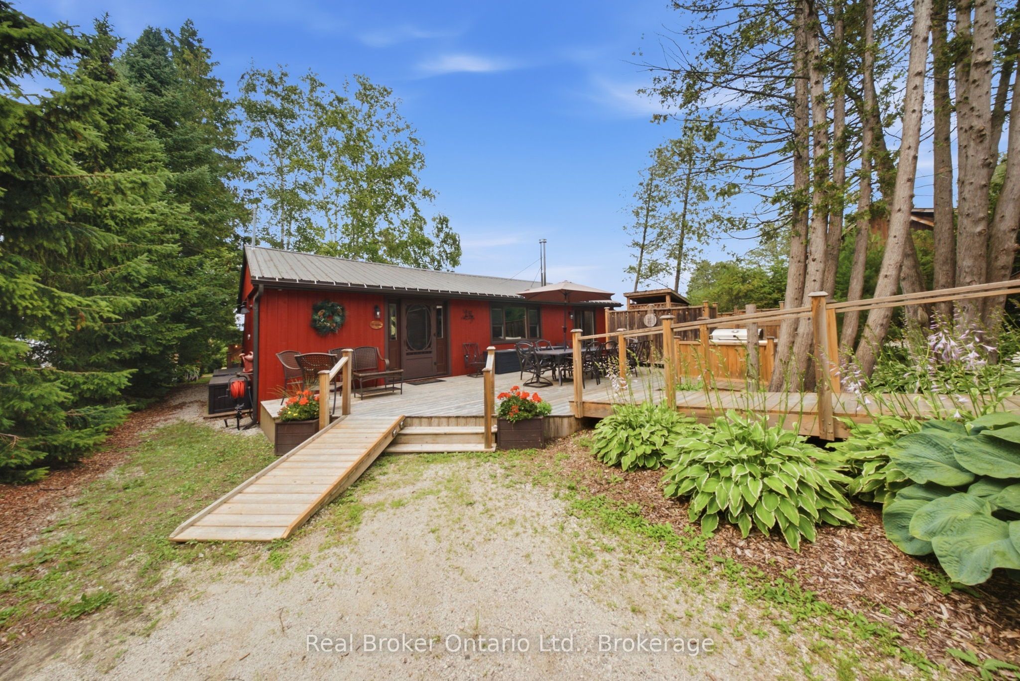 111 Wilson Drive Property Photo 2
